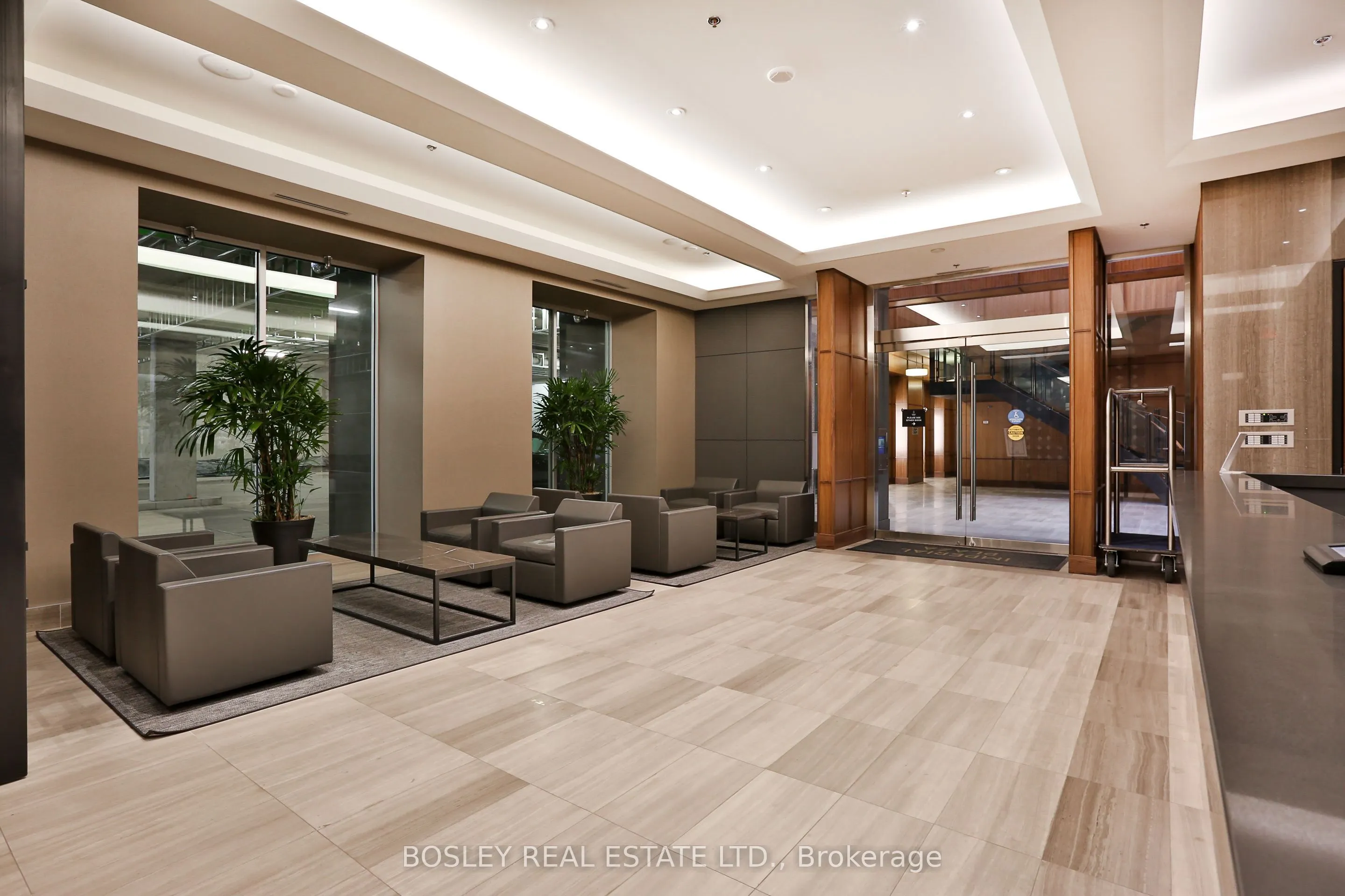 111 St. Clair Avenue W, #628