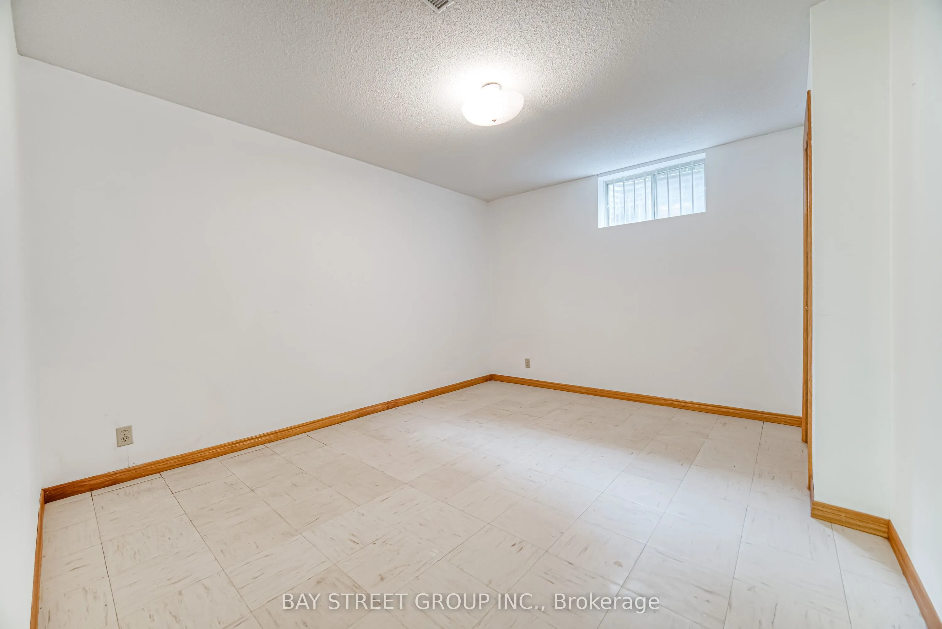 627 Conacher Drive