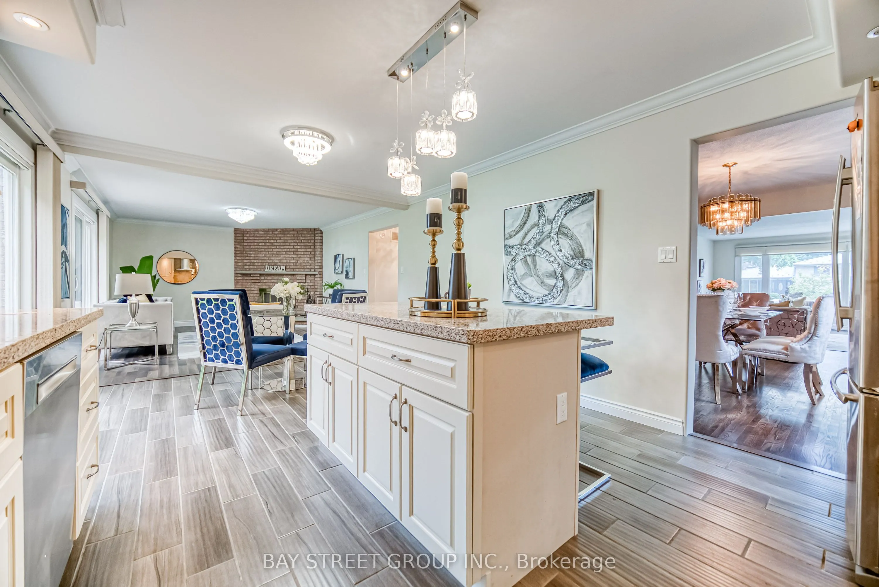 627 Conacher Drive