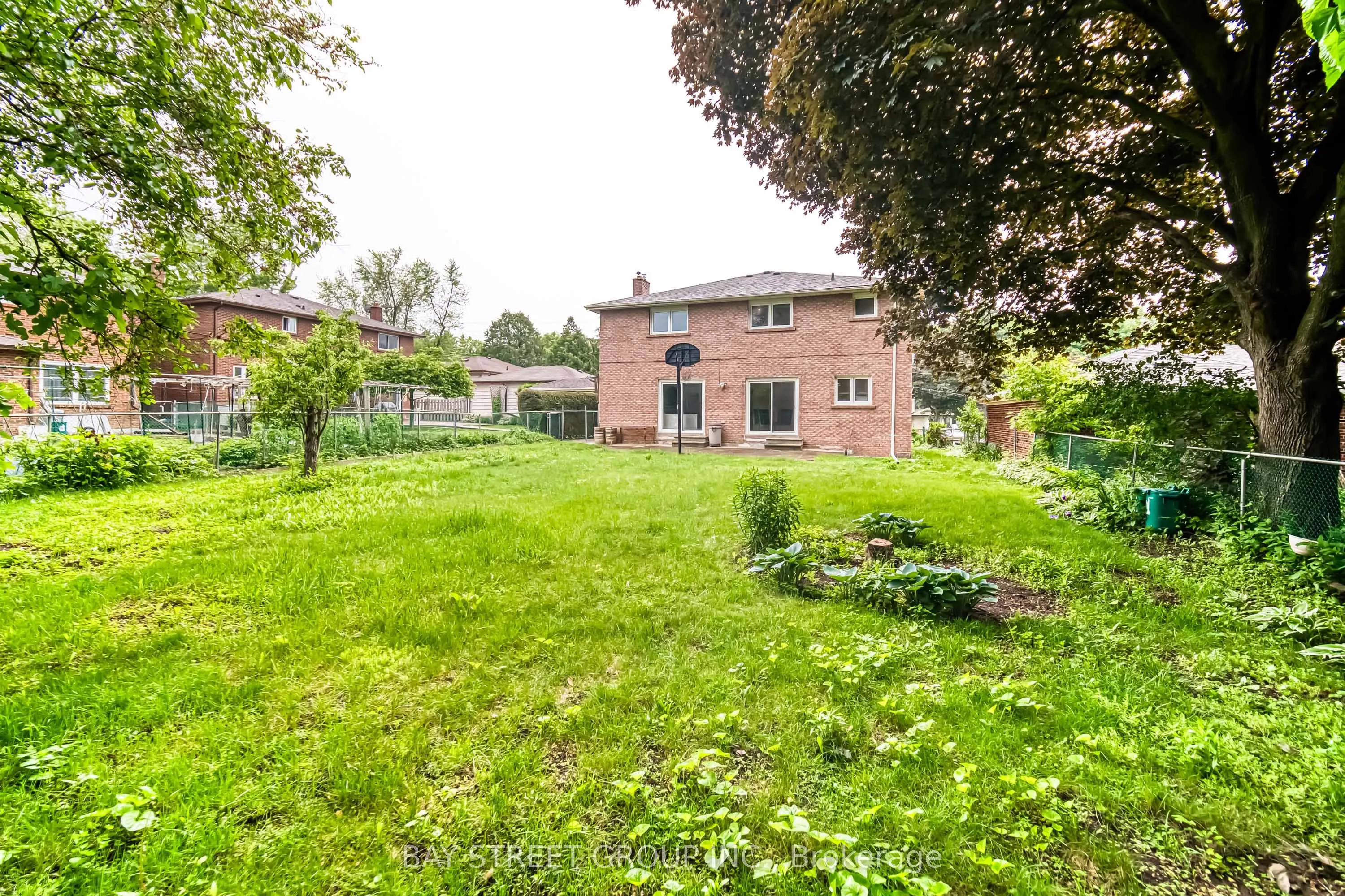 627 Conacher Drive