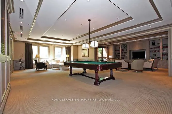 20 Burkebrook Place, #401