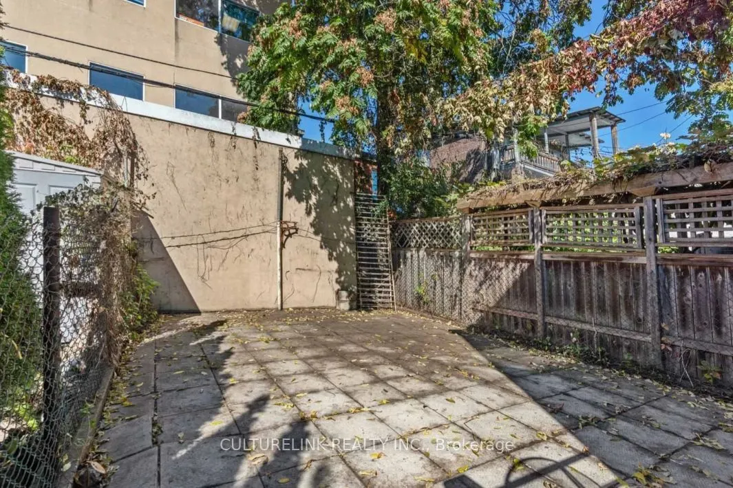 10 Clinton Place
