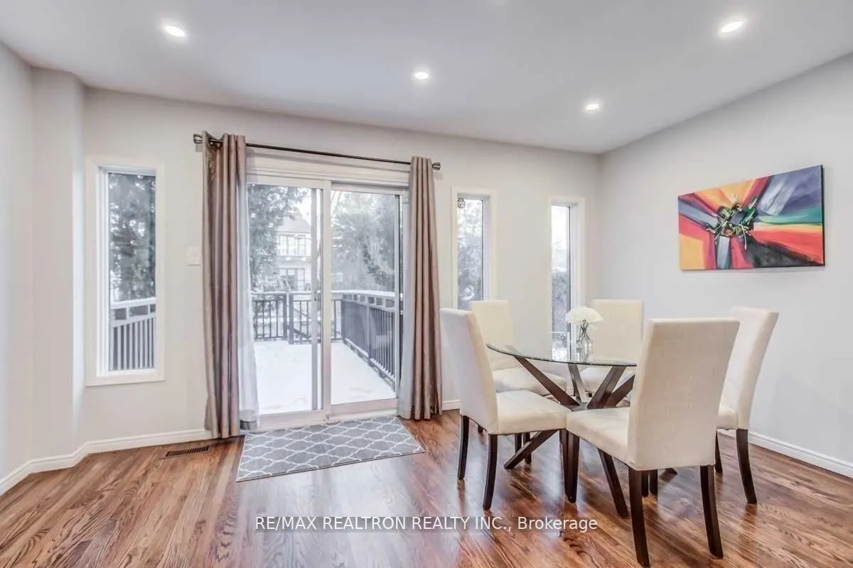 428 Bedford Park Avenue