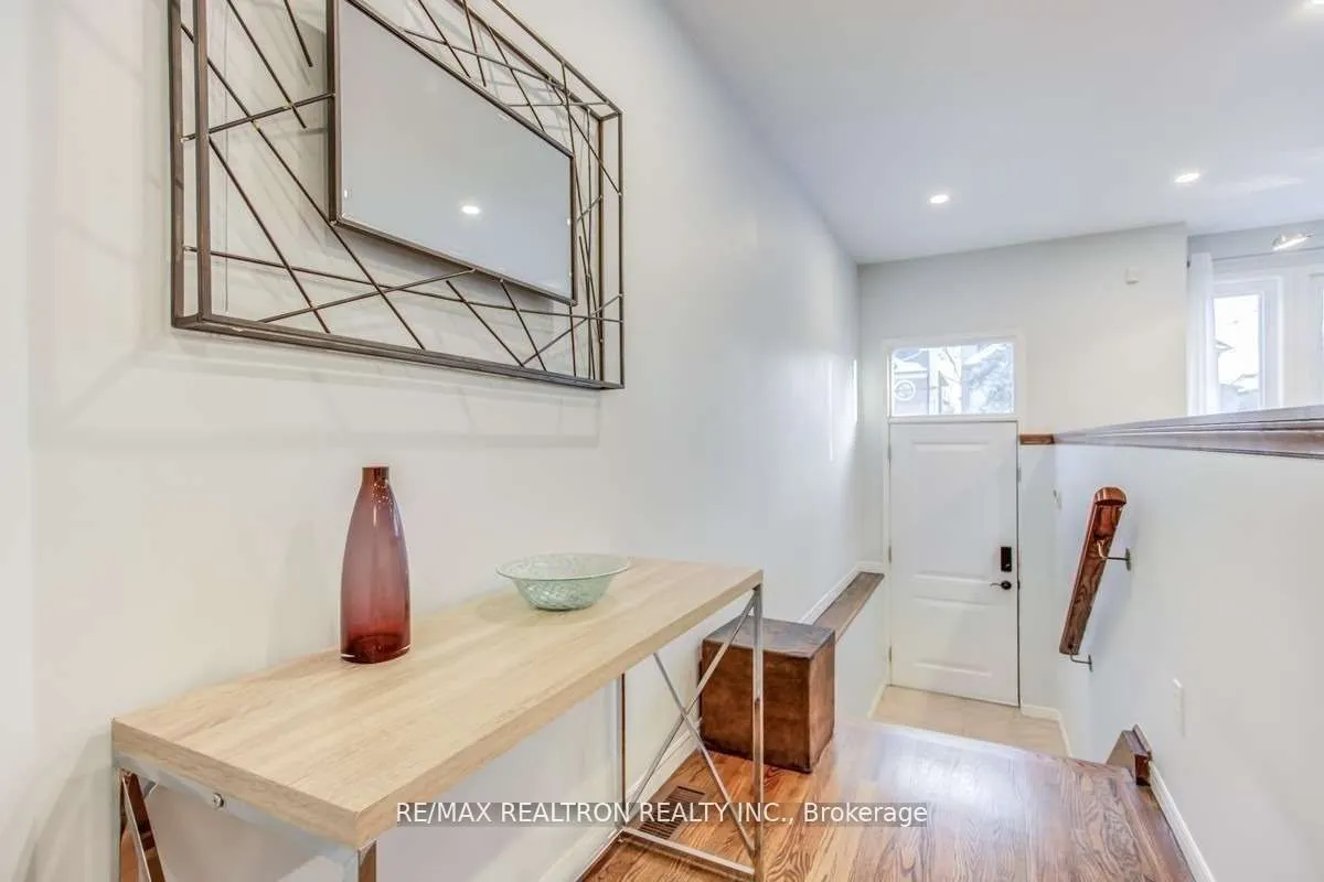 428 Bedford Park Avenue
