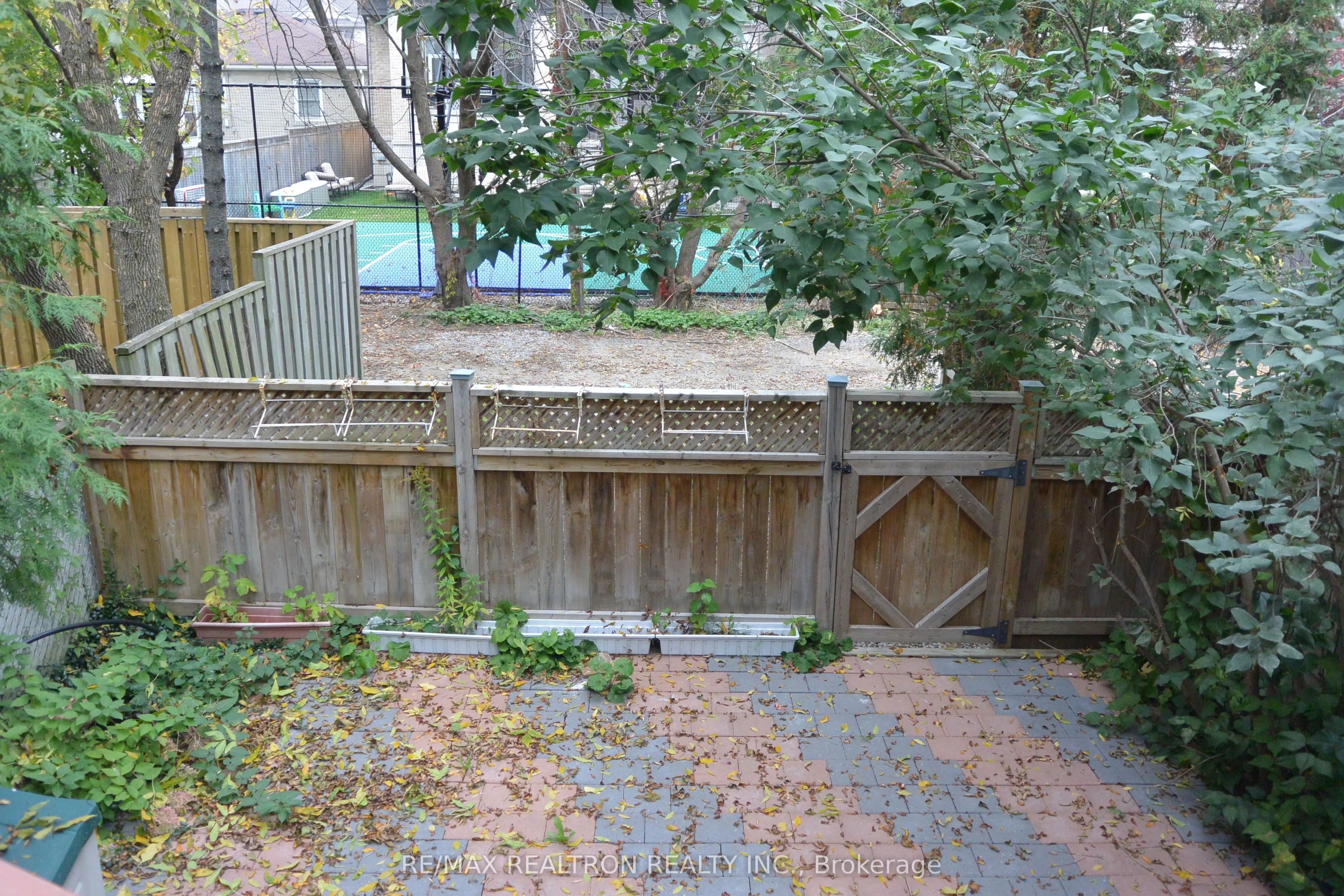 428 Bedford Park Avenue