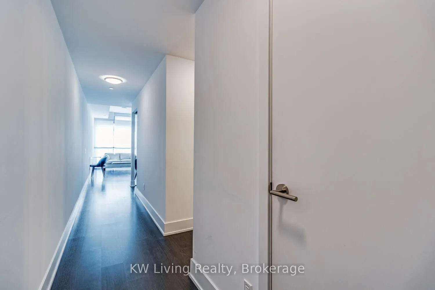 403 Church Street, #207