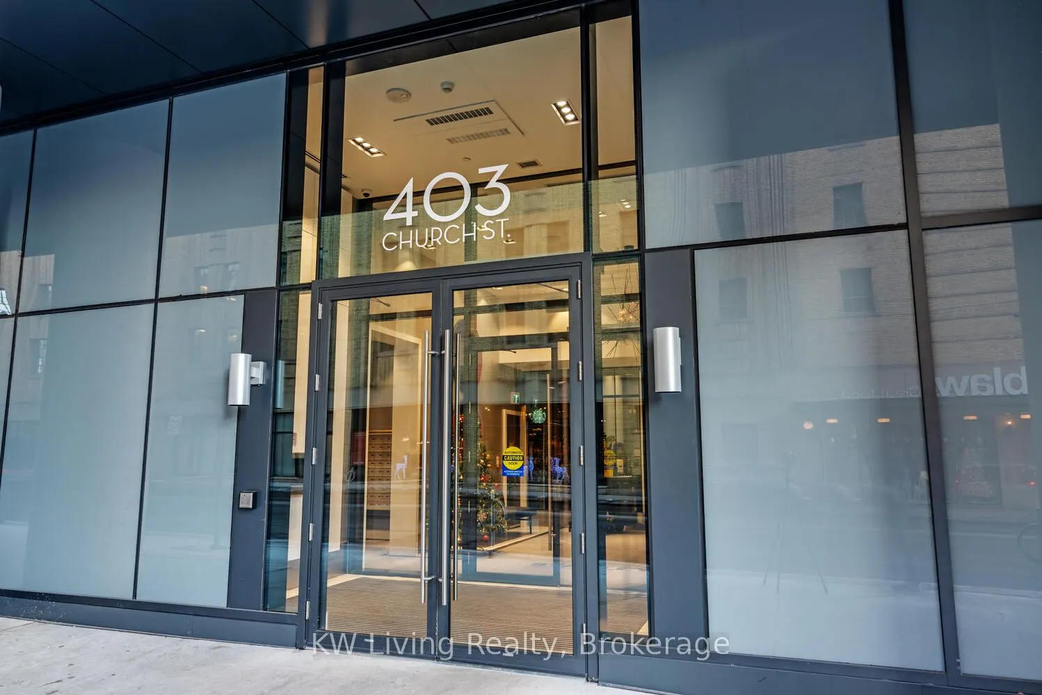 403 Church Street, #207
