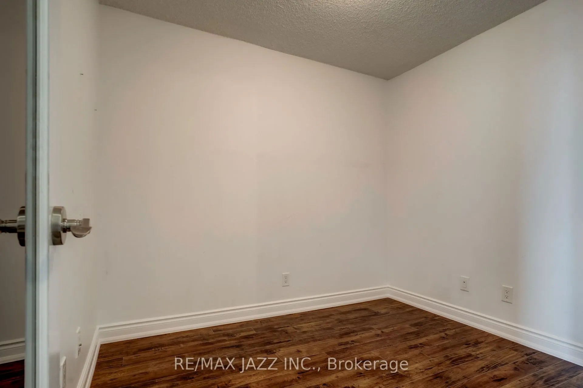 15 Greenview Avenue, #1908