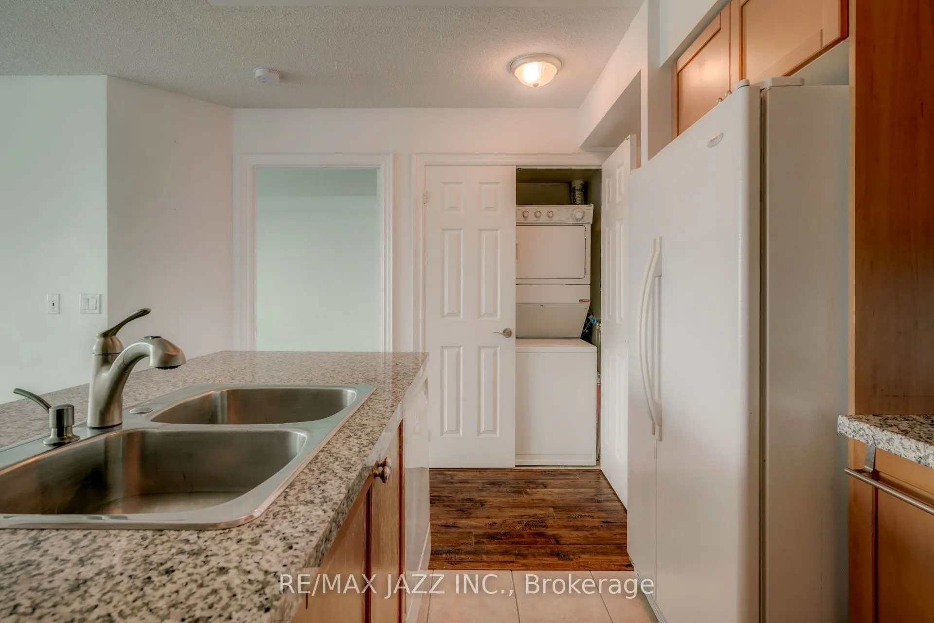 15 Greenview Avenue, #1908