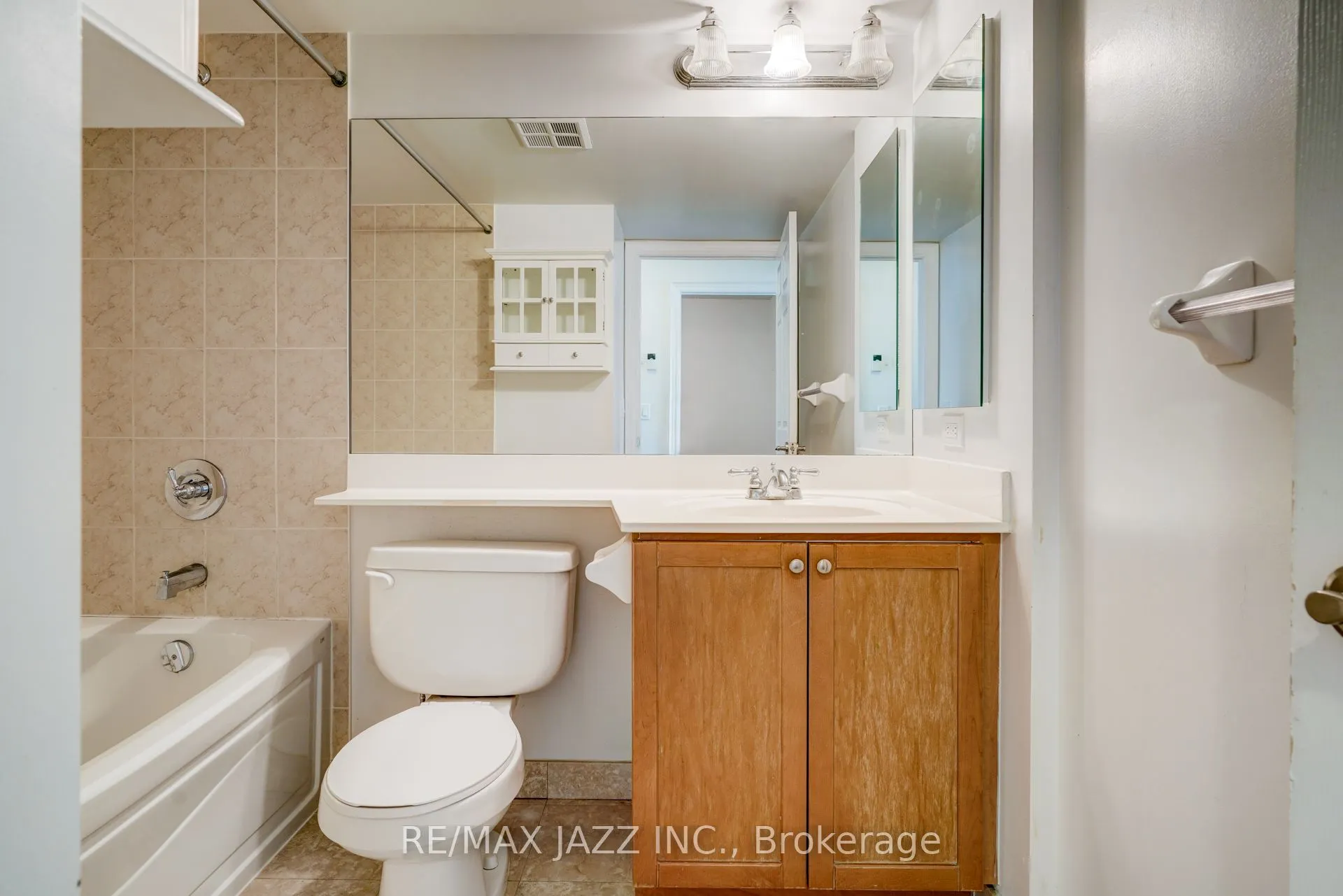 15 Greenview Avenue, #1908