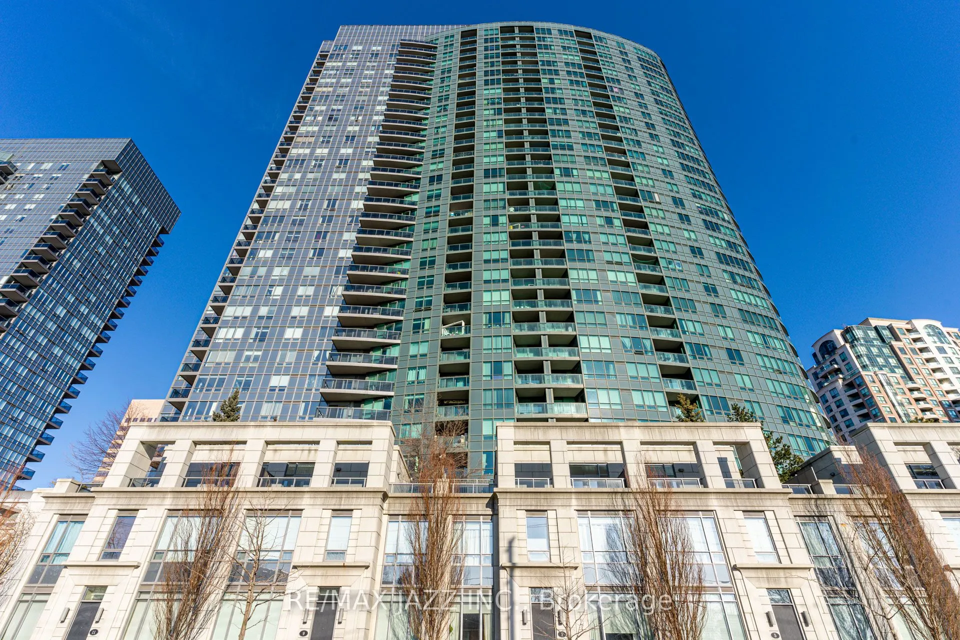 15 Greenview Avenue, #1908