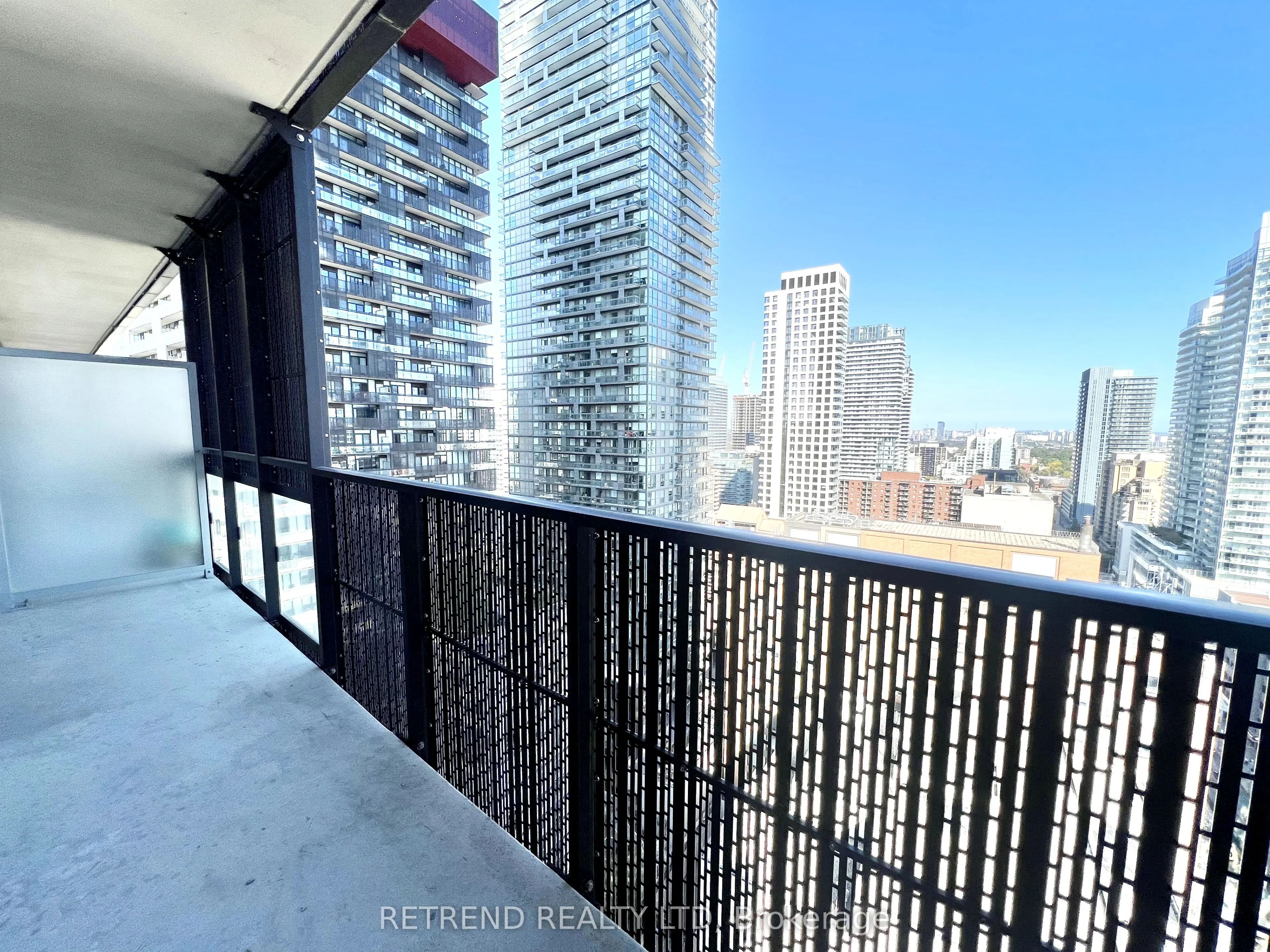 8 Eglinton Avenue E, #1810