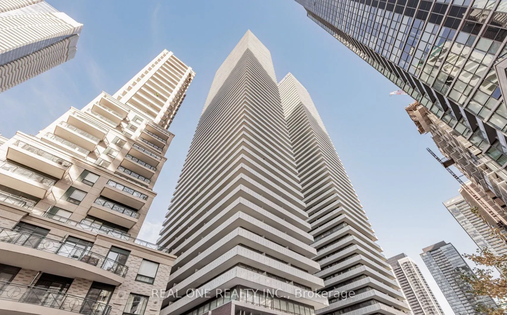 42 Charles Street E, #4108