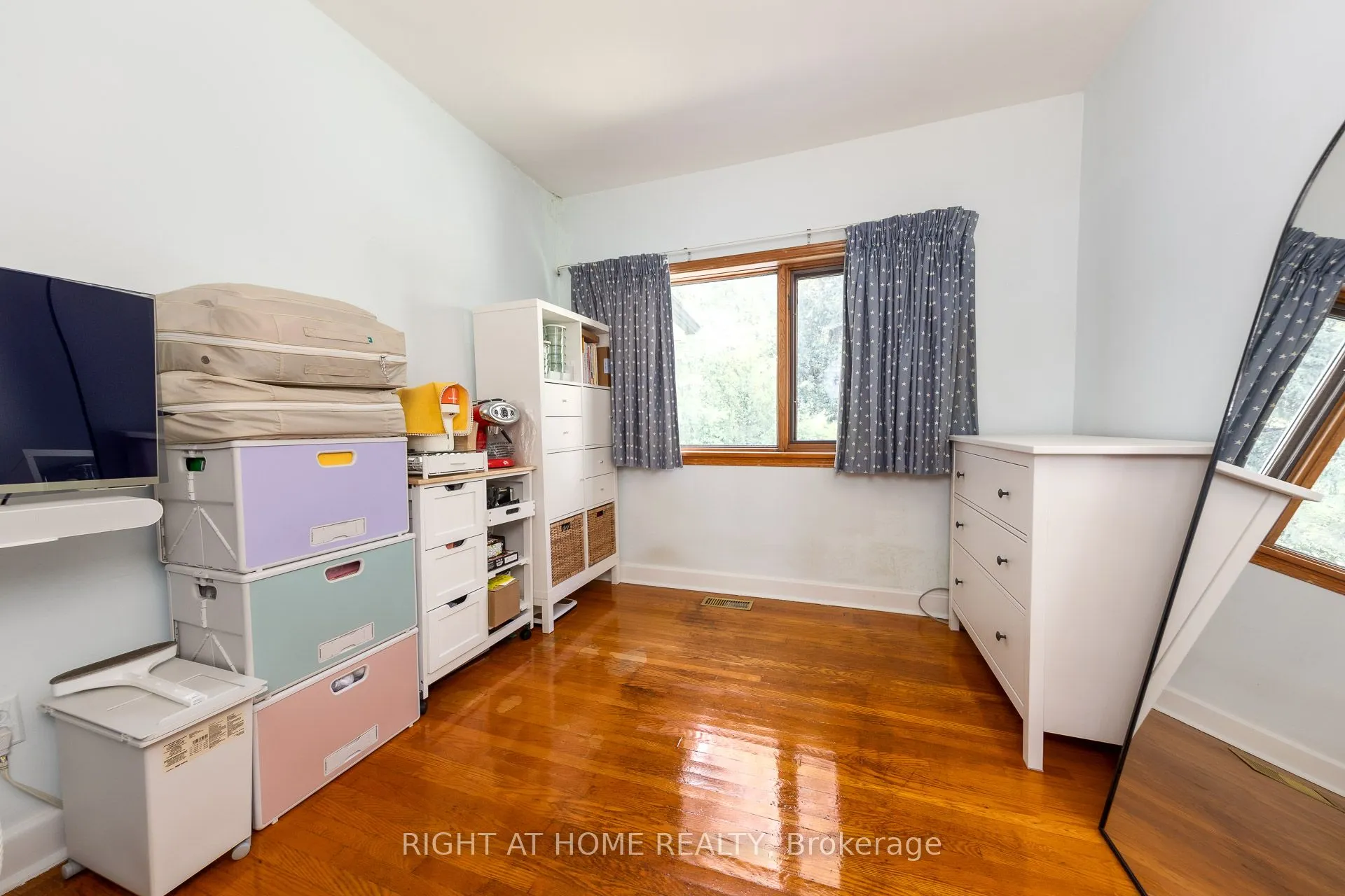 32 Donna Court