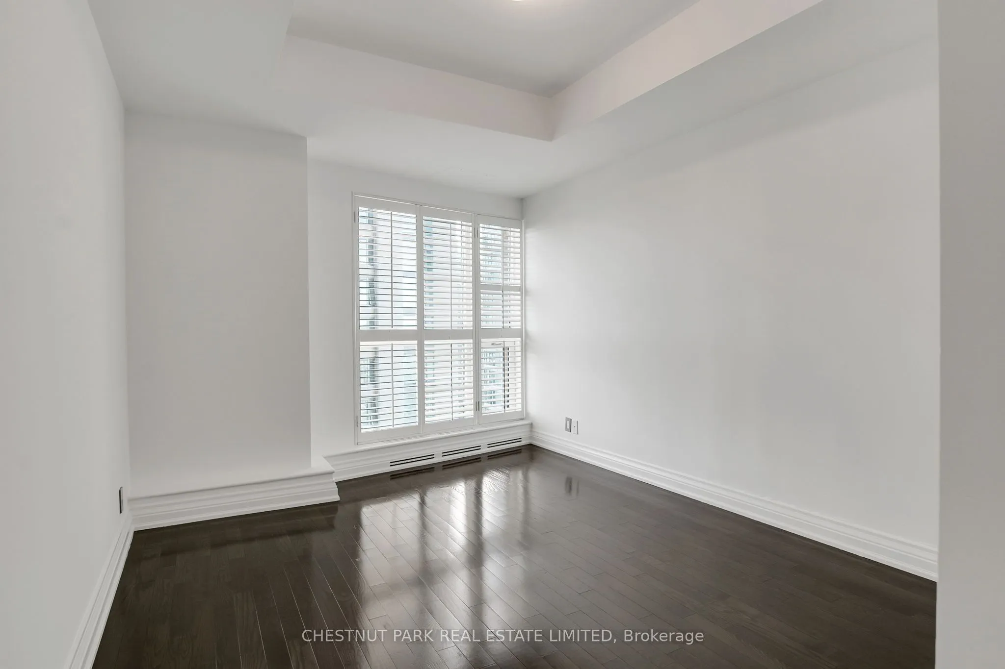 38 Avenue Road, #1902