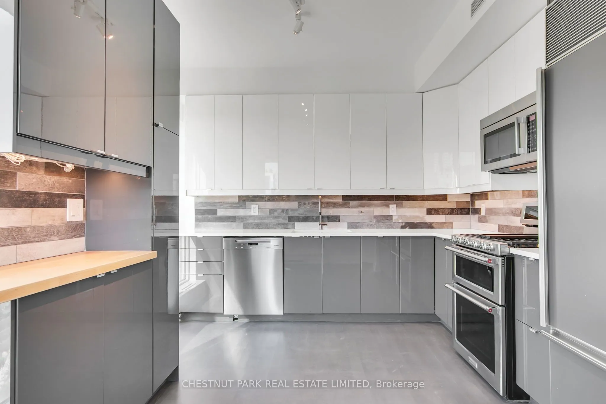 38 Avenue Road, #1902