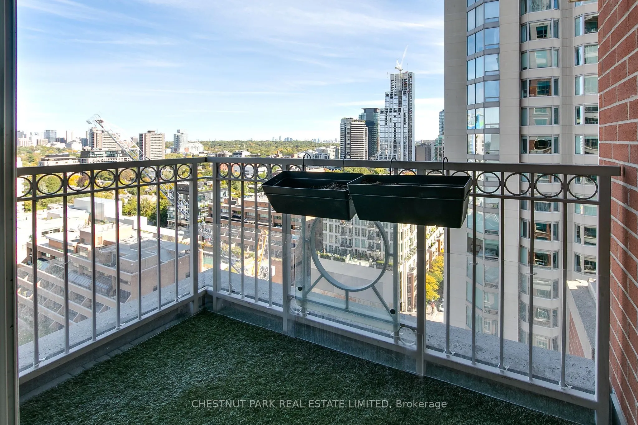 38 Avenue Road, #1902