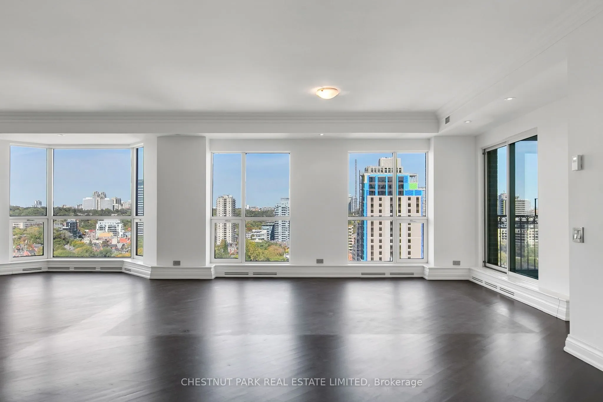 38 Avenue Road, #1902