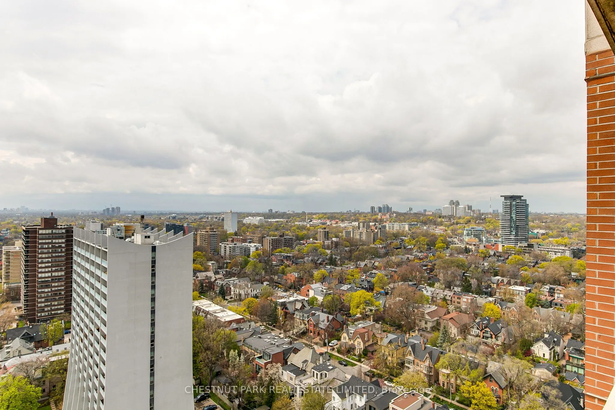 38 Avenue Road, #1902