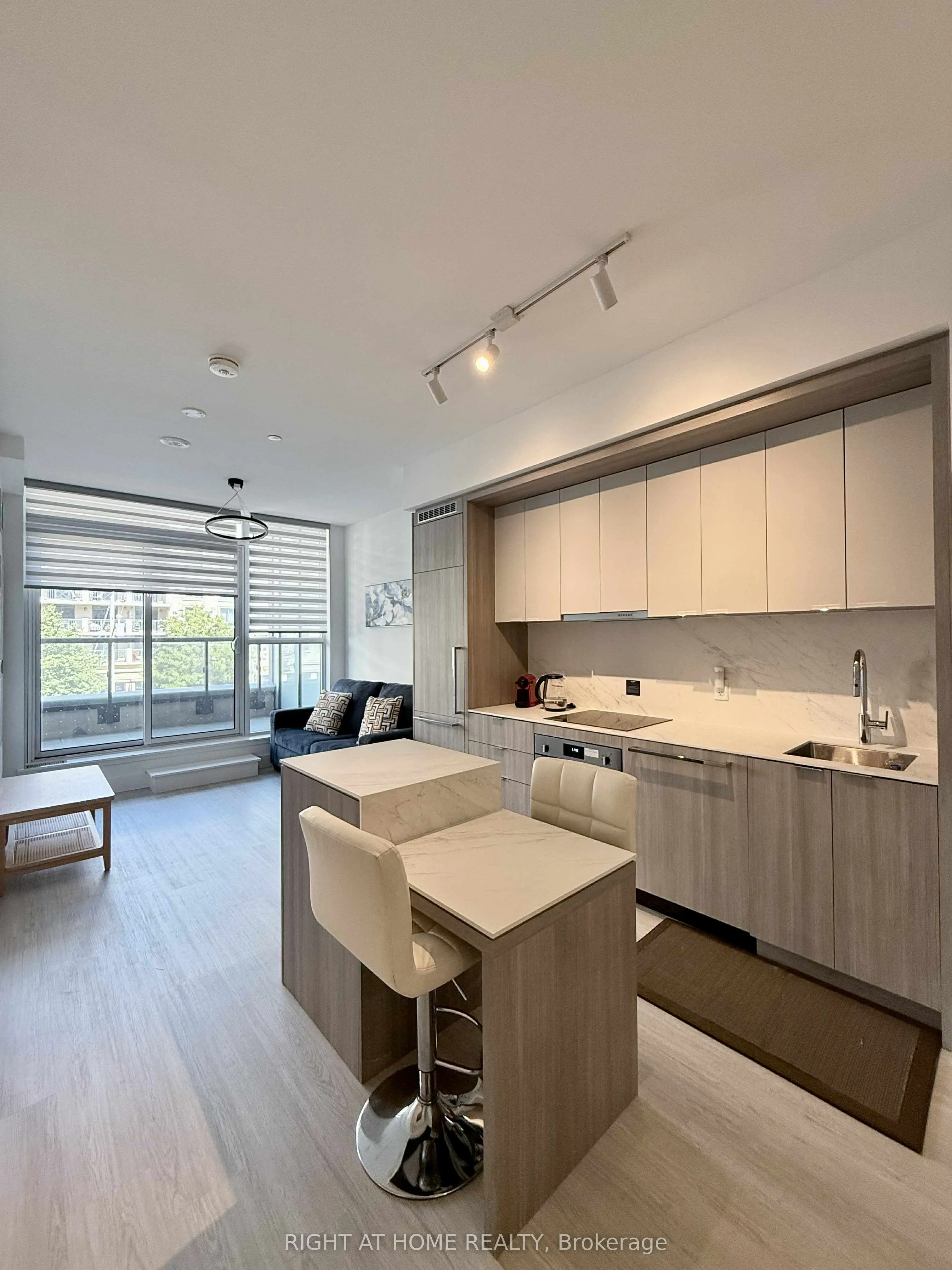 6 Greenbriar Road, #227