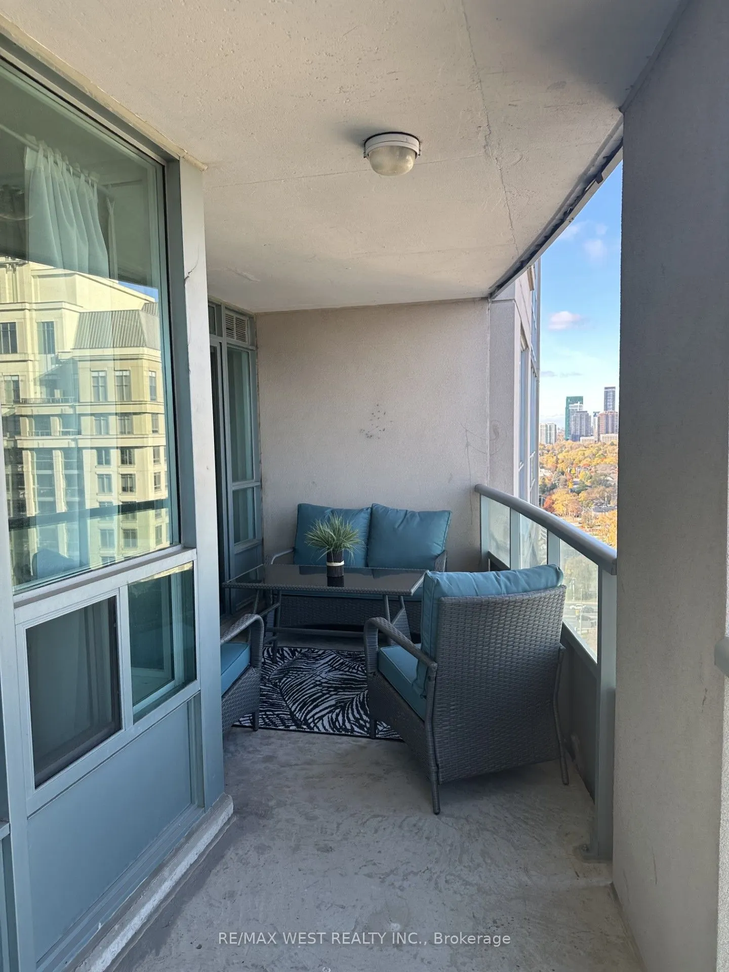 17 Barberry Place, #2015