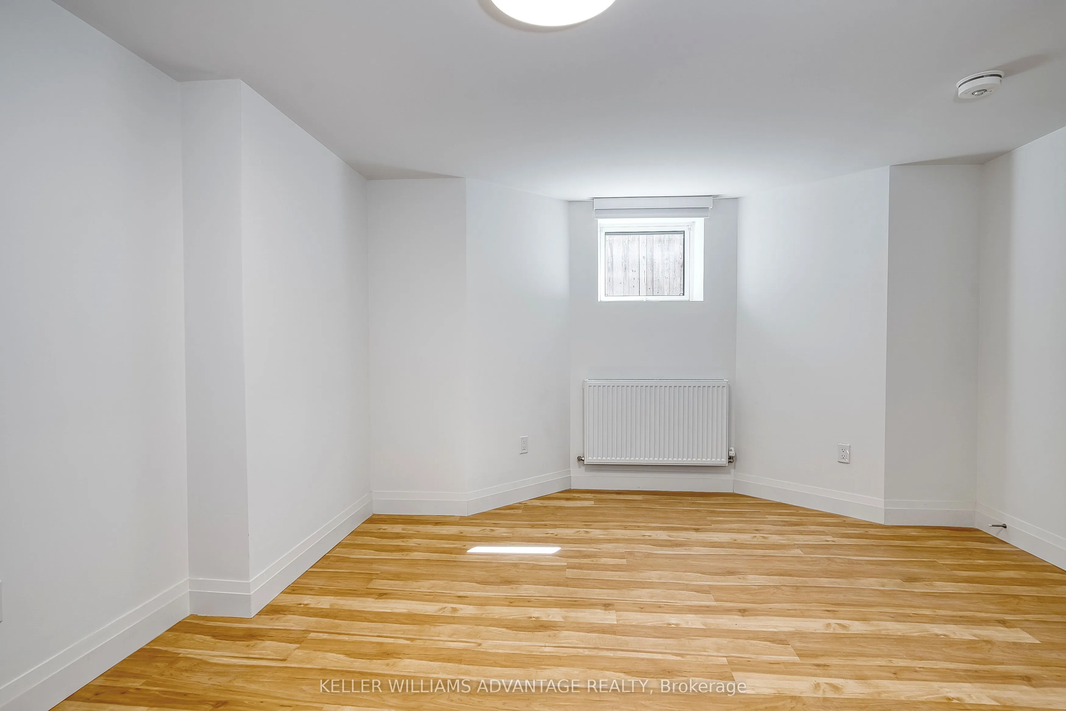42 Delaware Avenue S, #LOWER