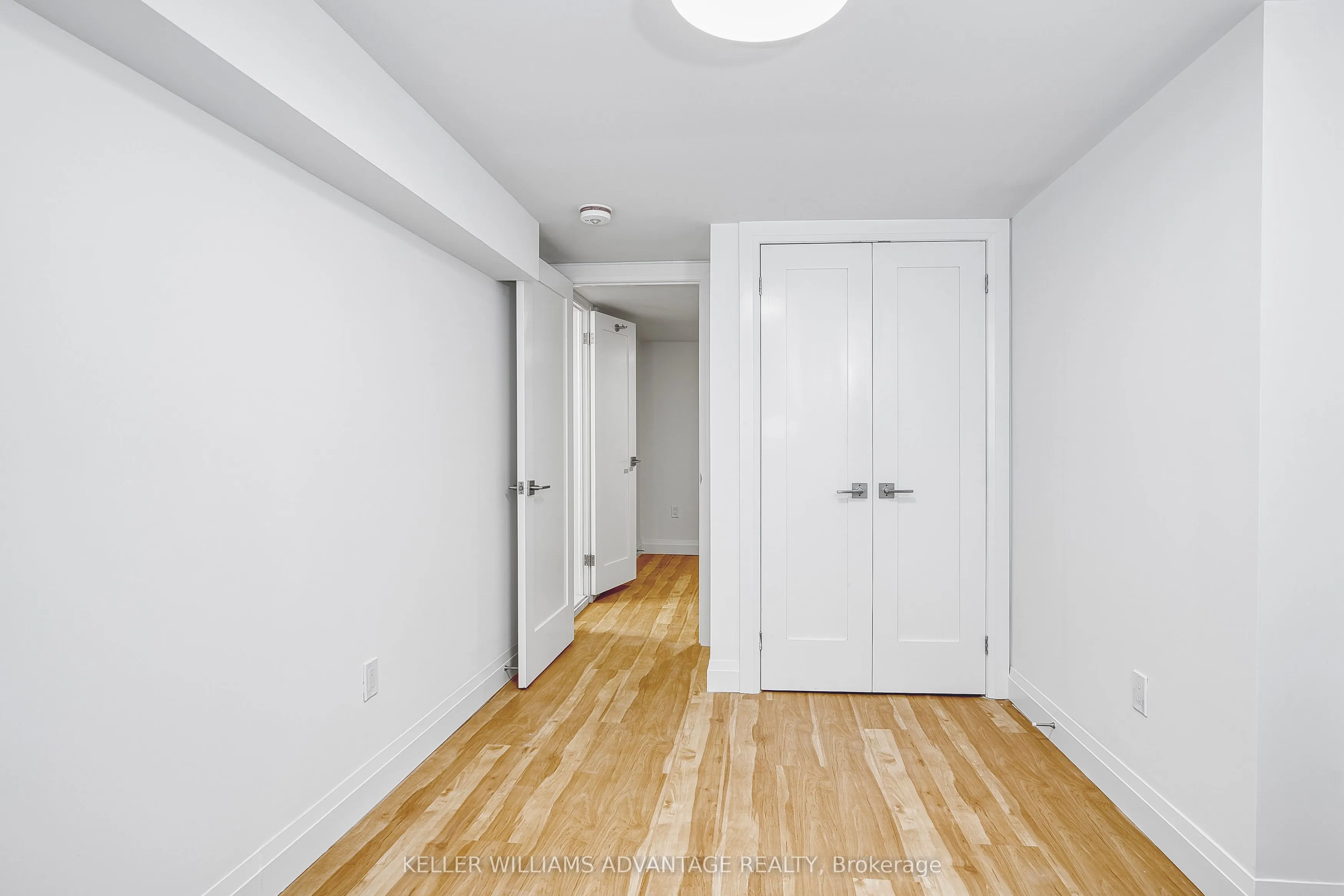 42 Delaware Avenue S, #LOWER