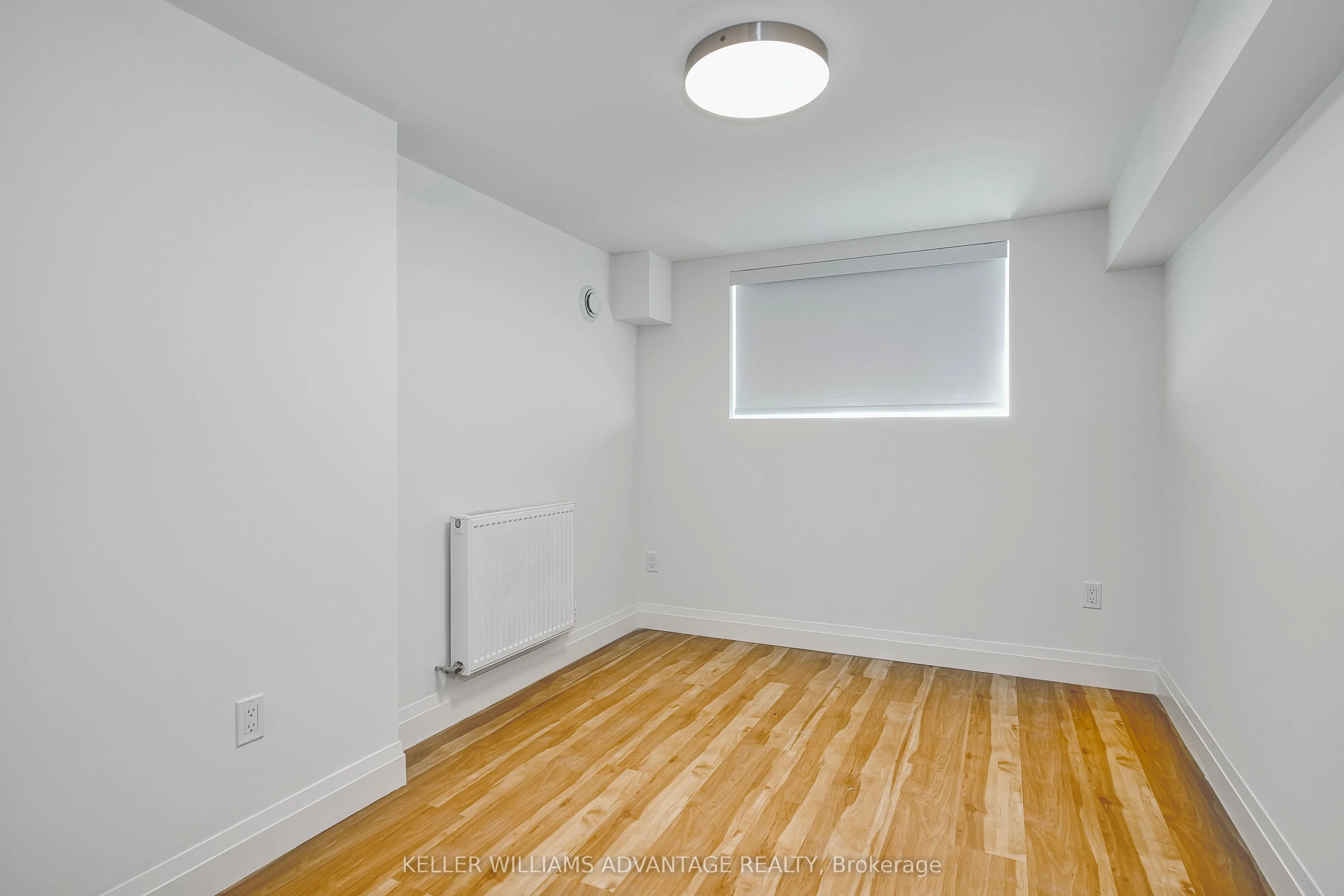 42 Delaware Avenue S, #LOWER