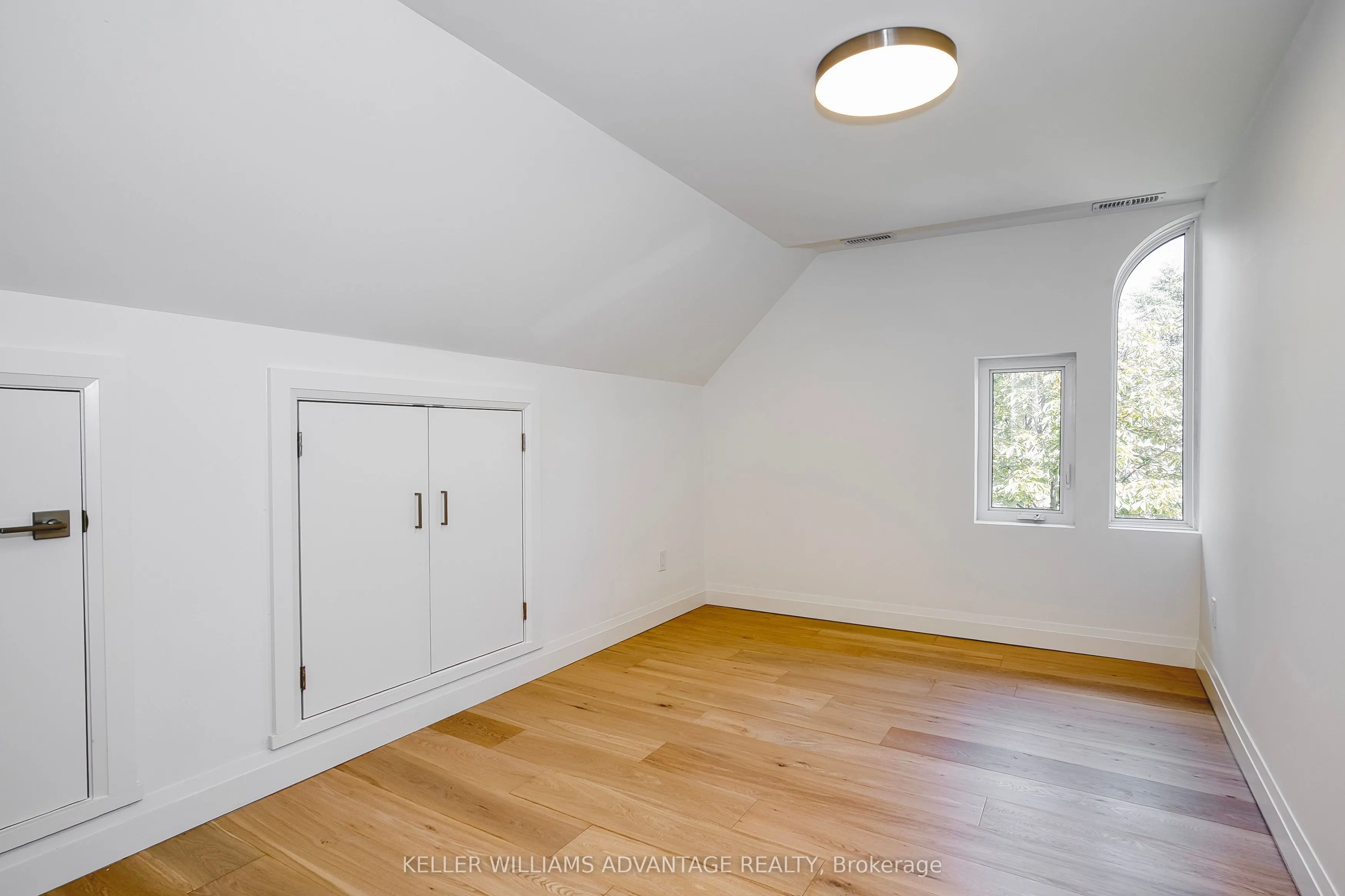 42 Delaware Avenue, #3rd Floor