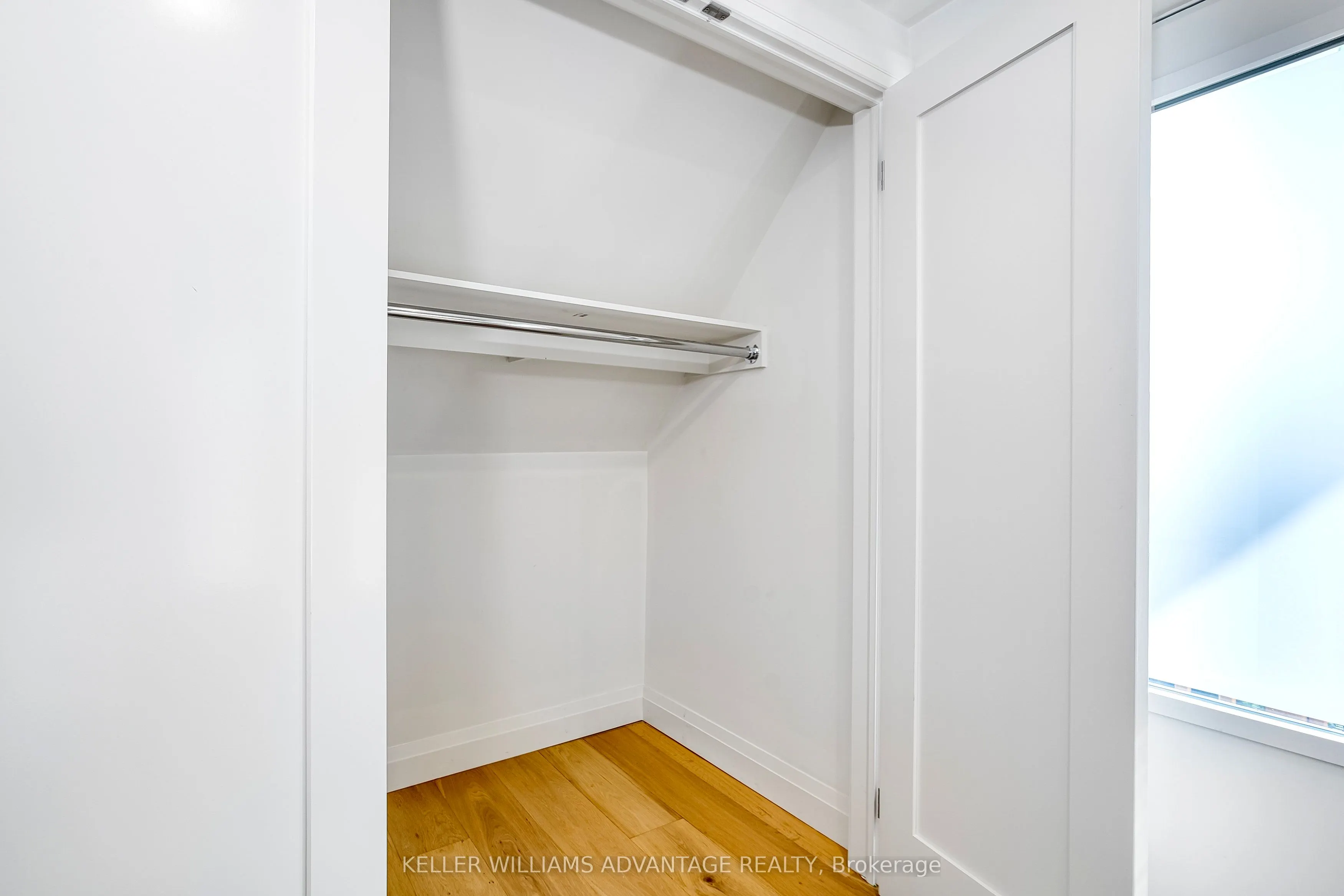 42 Delaware Avenue, #3rd Floor