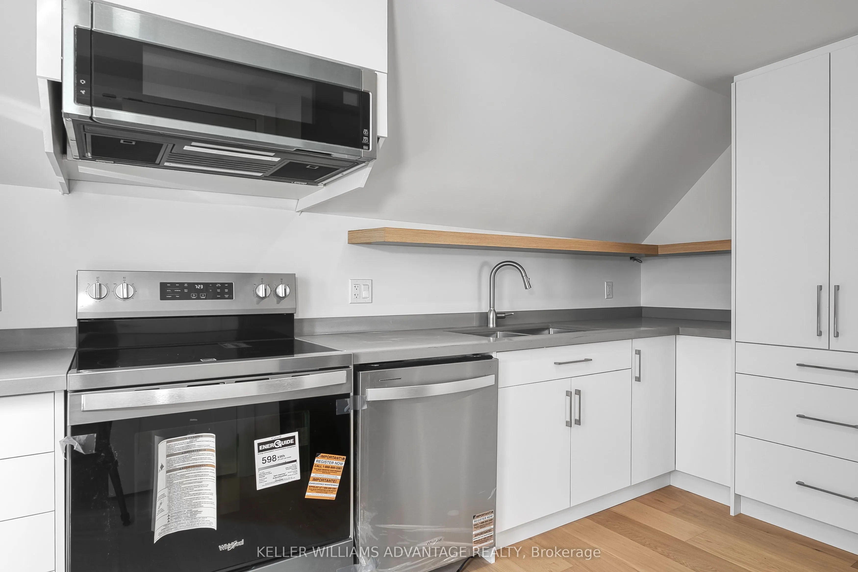42 Delaware Avenue, #3rd Floor