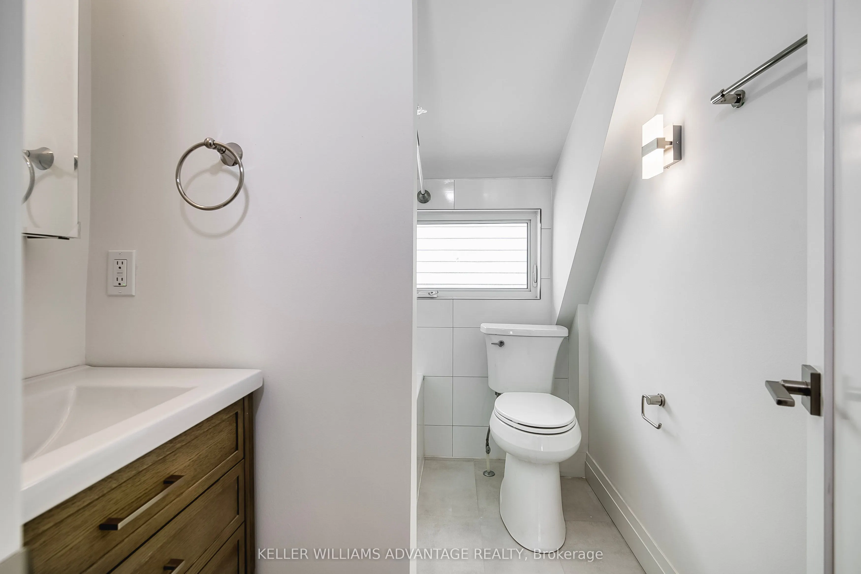 42 Delaware Avenue, #3rd Floor