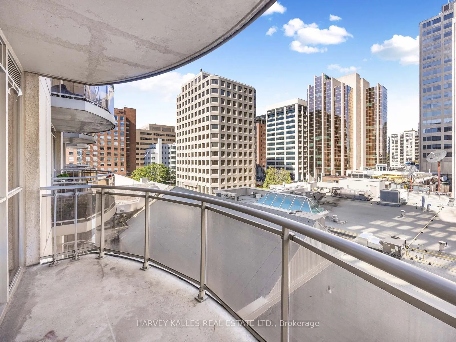 1430 Yonge Street, #606