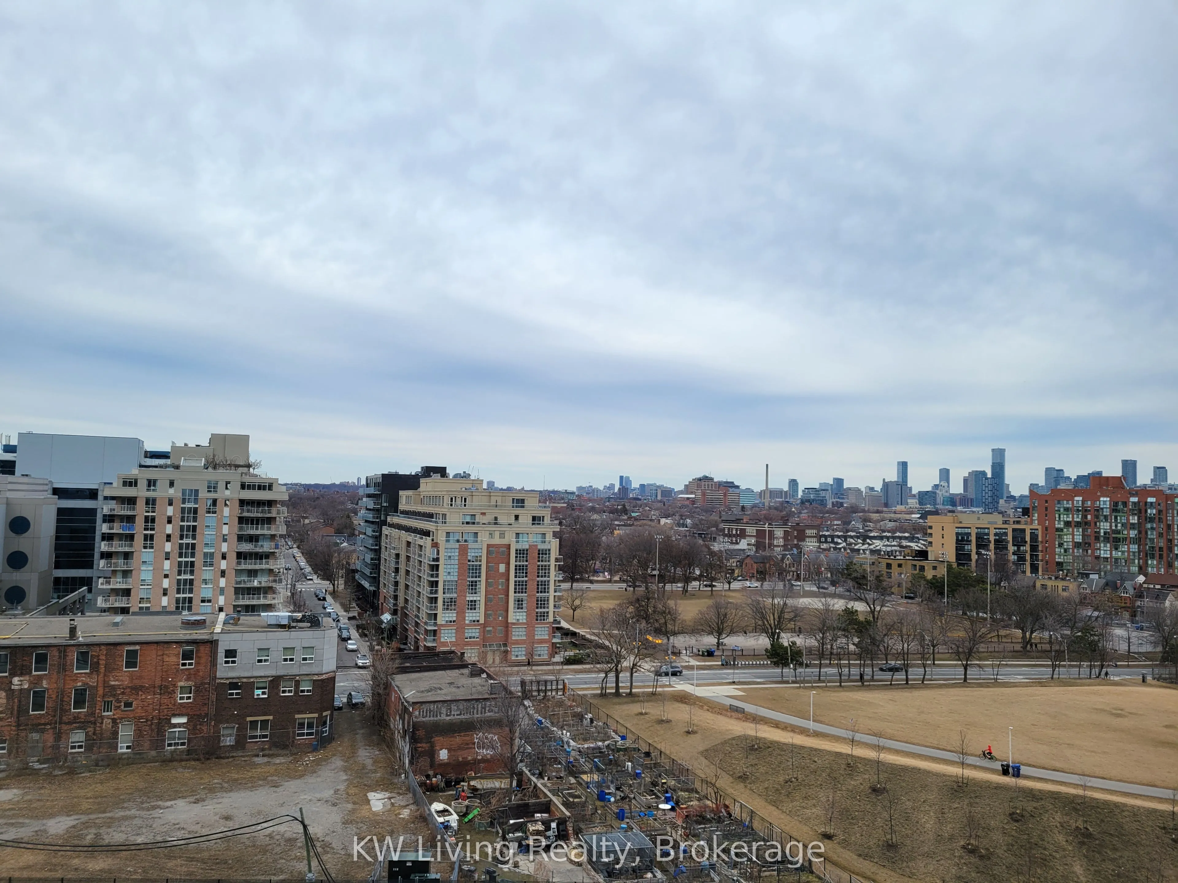 50 Ordnance Street, #806