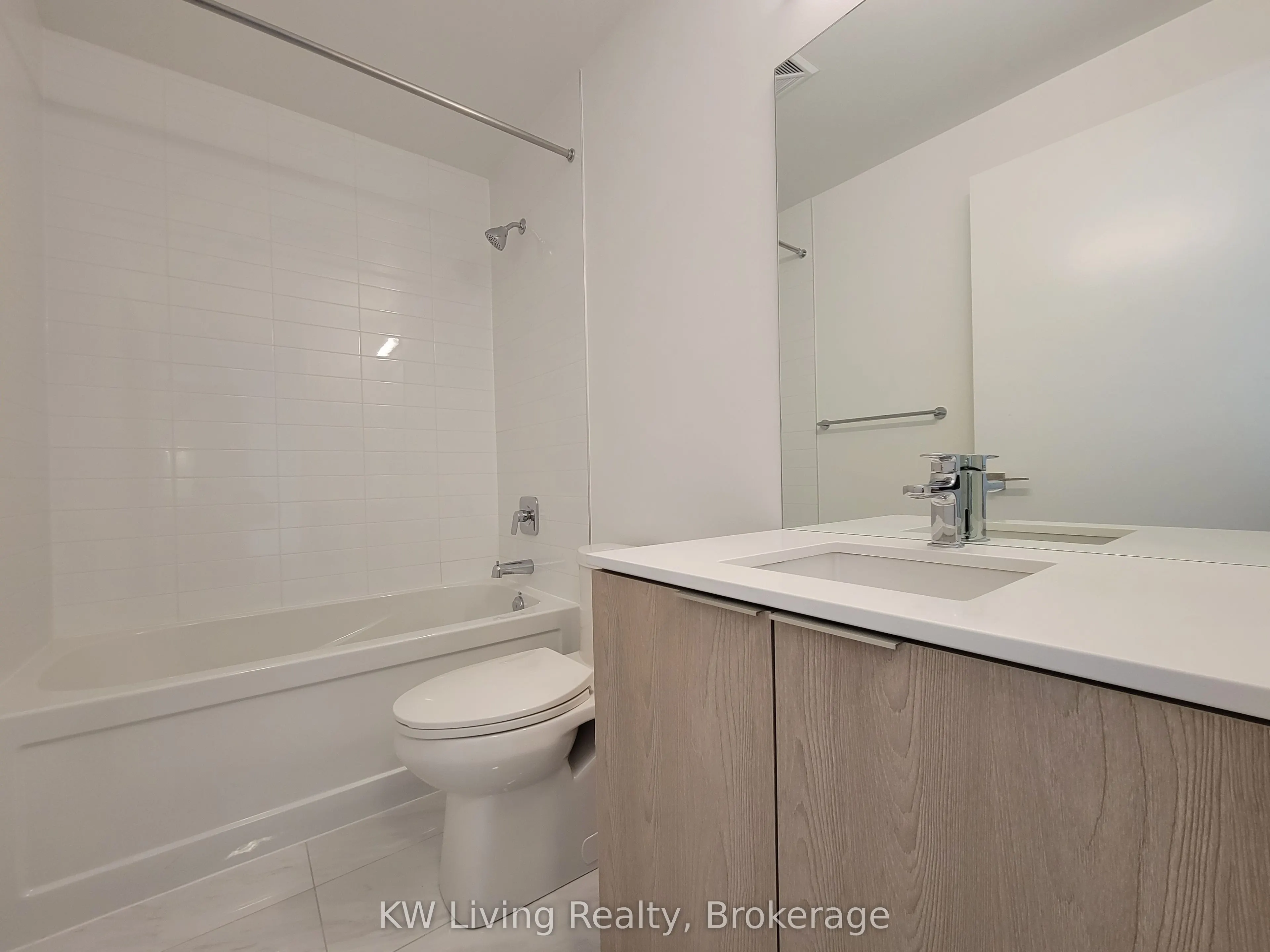 50 Ordnance Street, #806