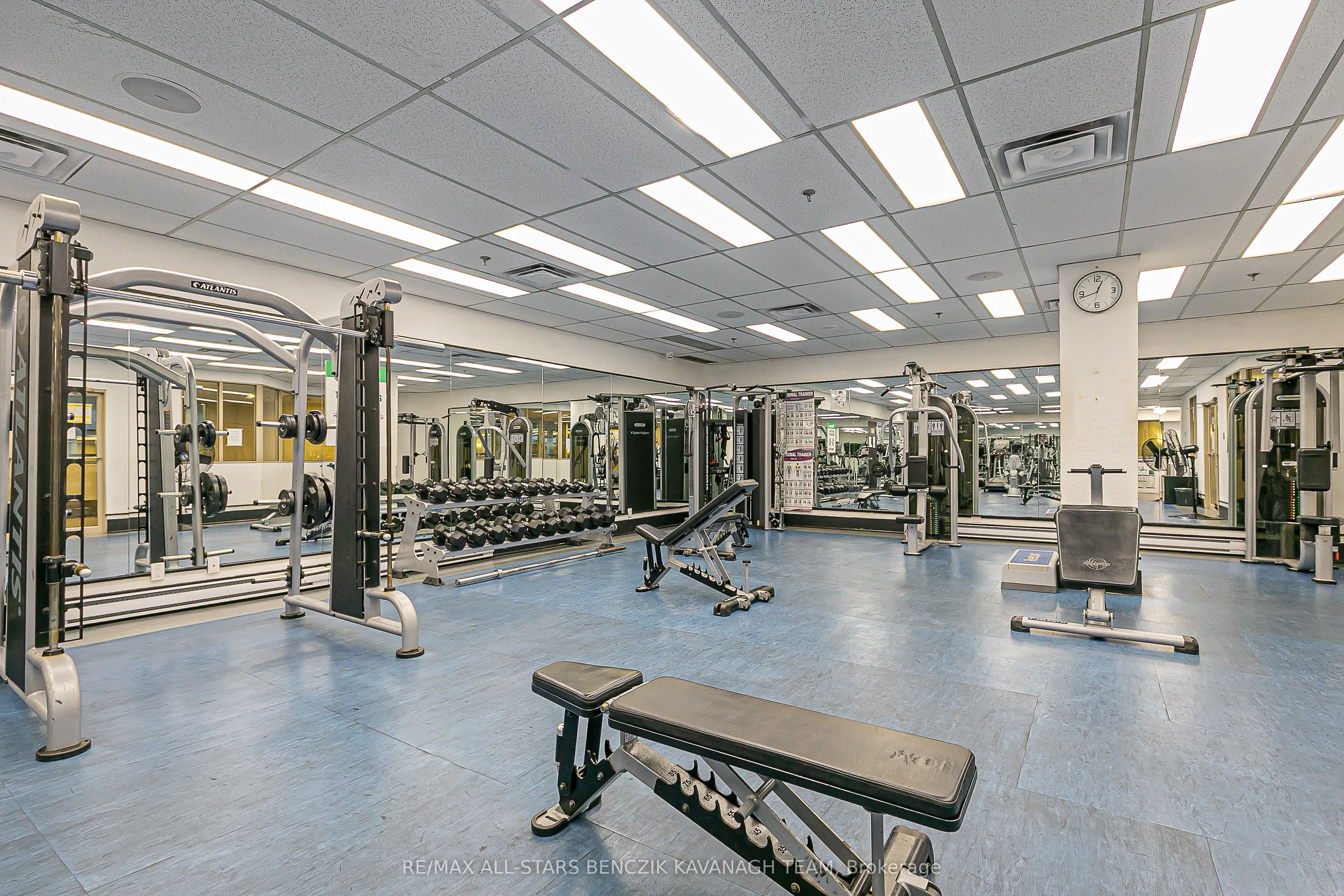 711 Bay Street, #1712