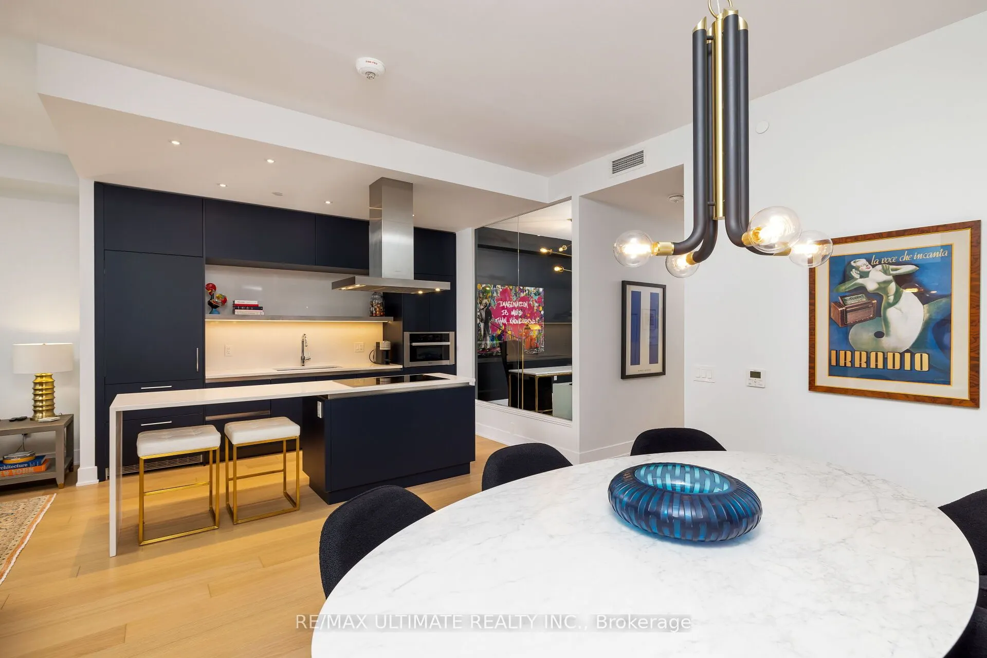 6 Jackes Avenue #206