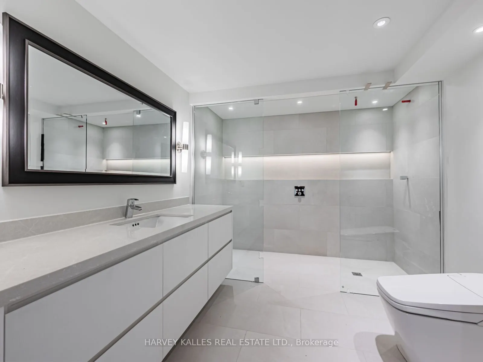 1166 Bay Street, #1703