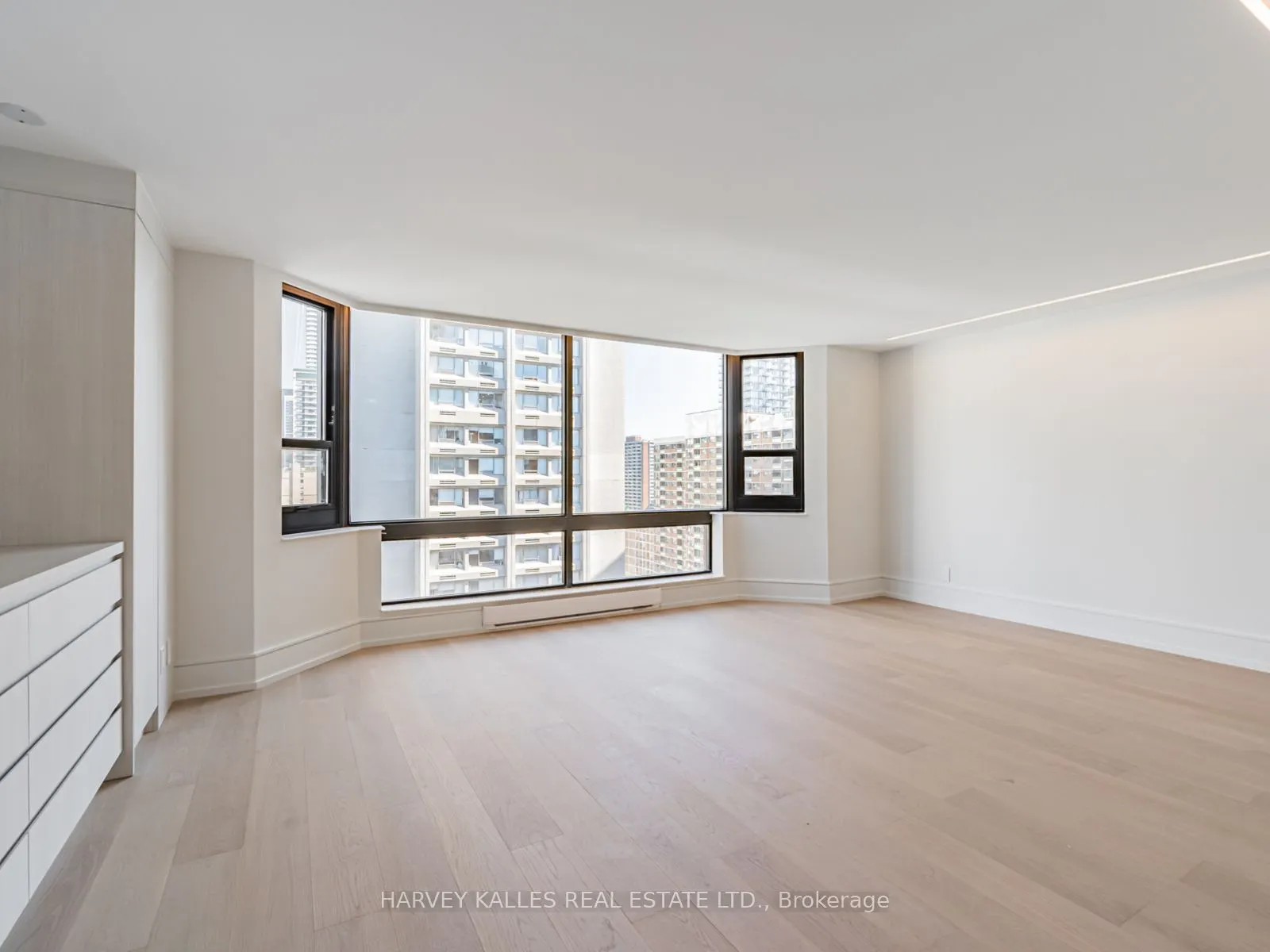 1166 Bay Street, #1703