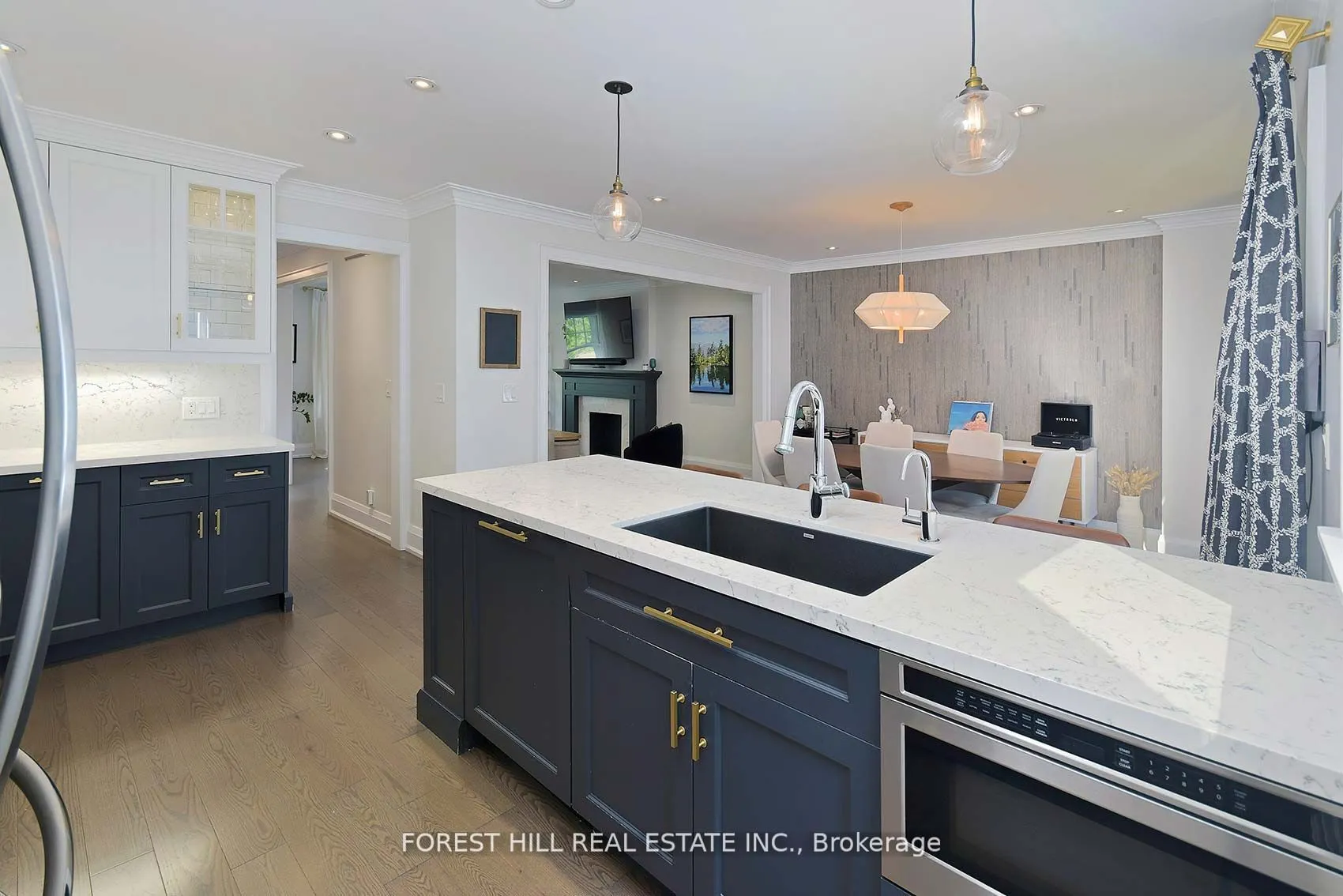 9 PEVERIL Hill S