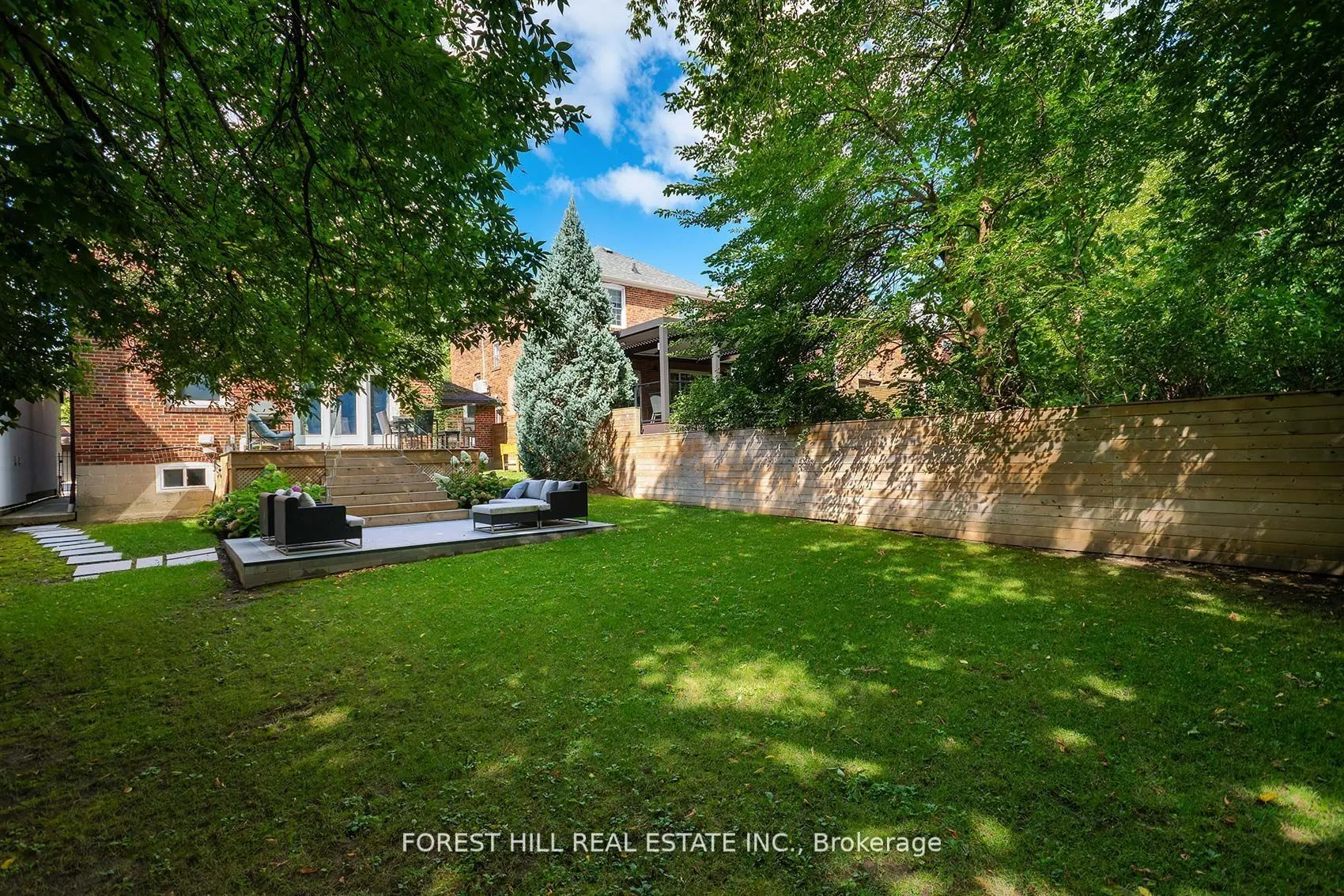 9 PEVERIL Hill S