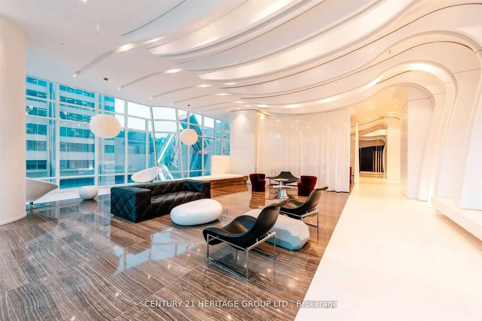 1 Bloor Street E, #2501