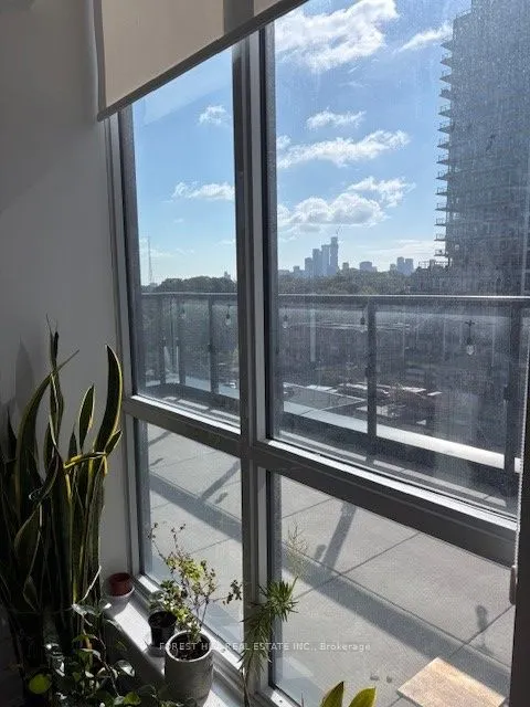 1486 Bathurst Street, #606