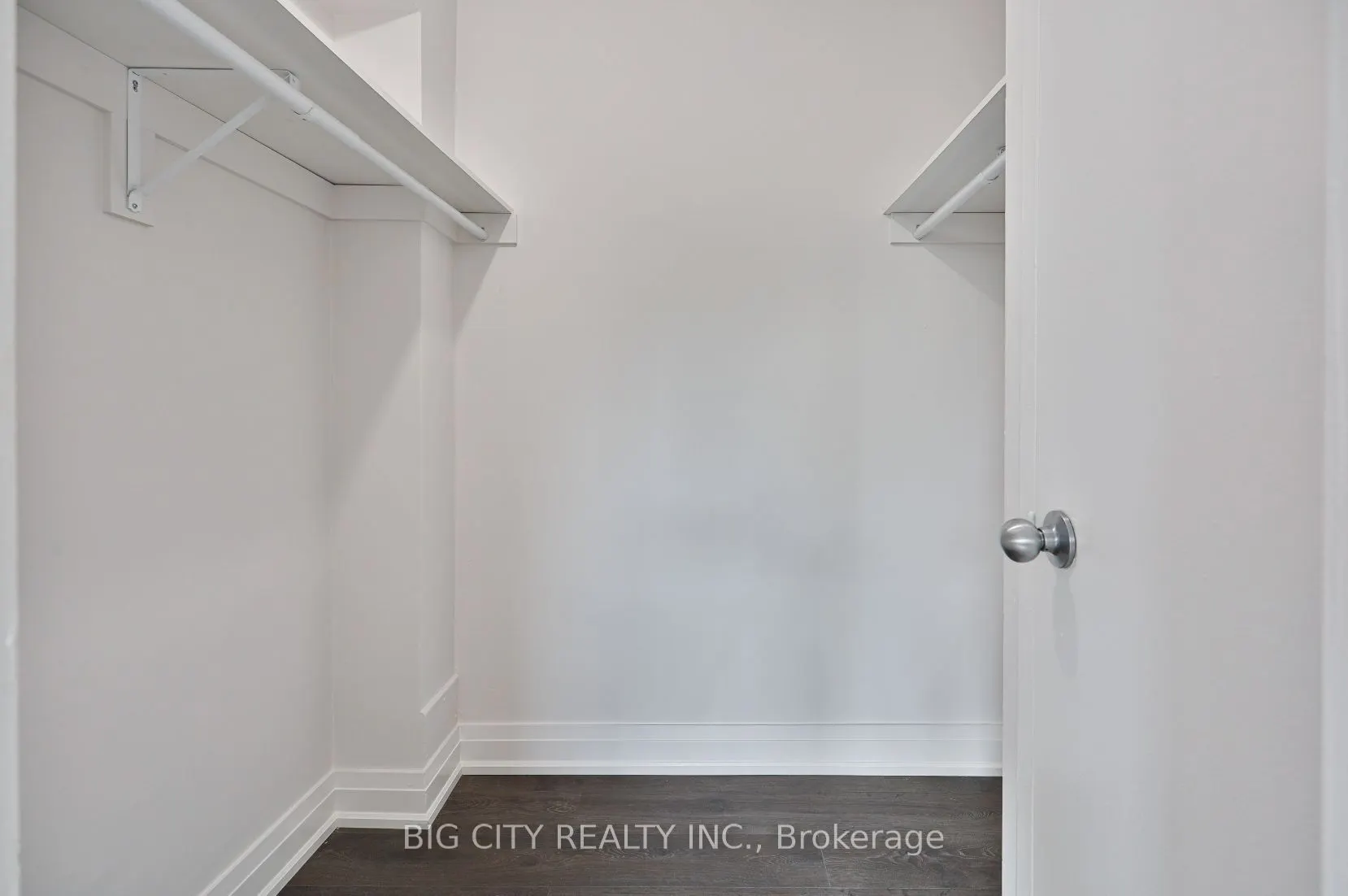 280 St. George Street, #1604