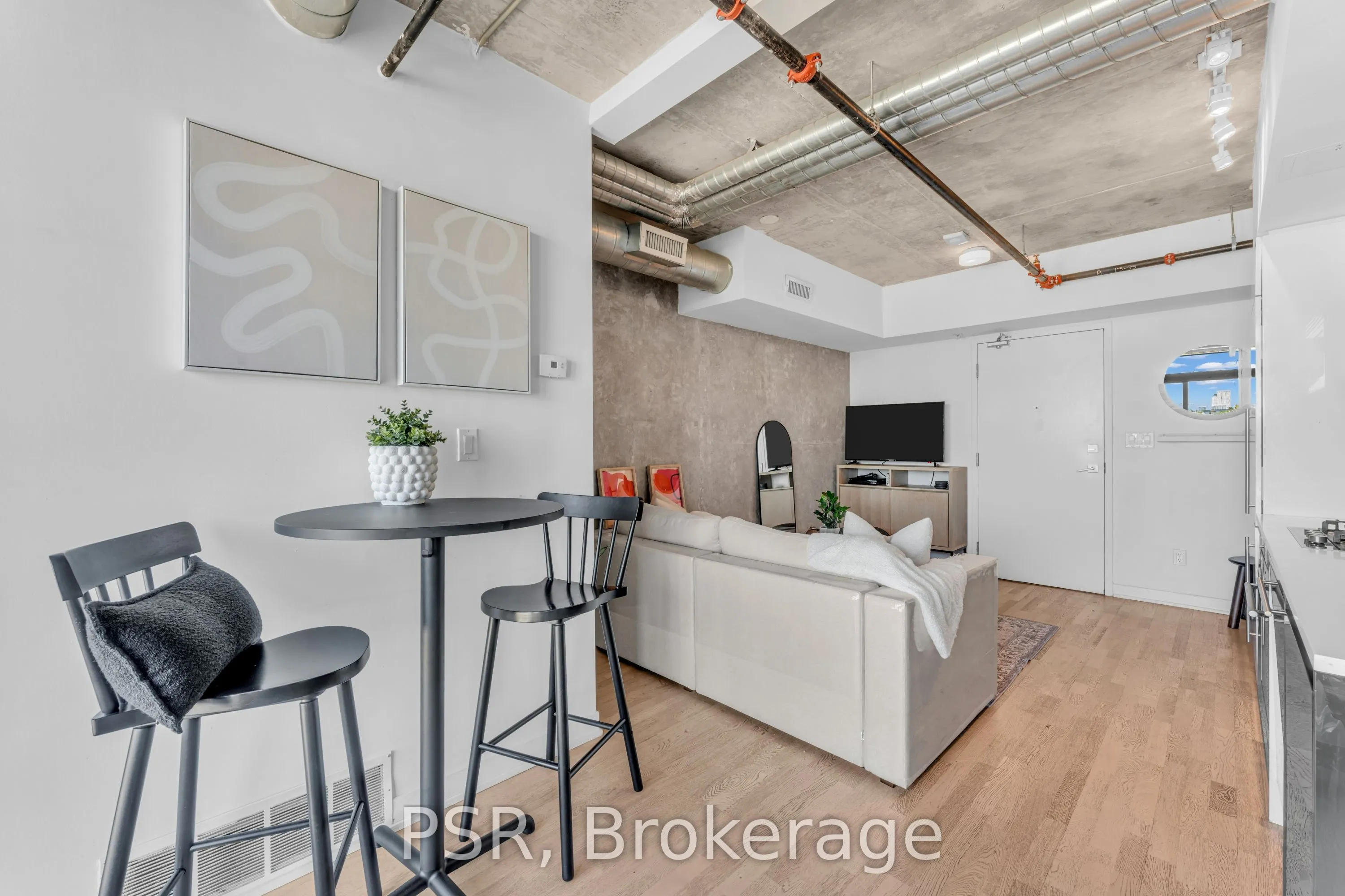109 Wolseley Street, #502