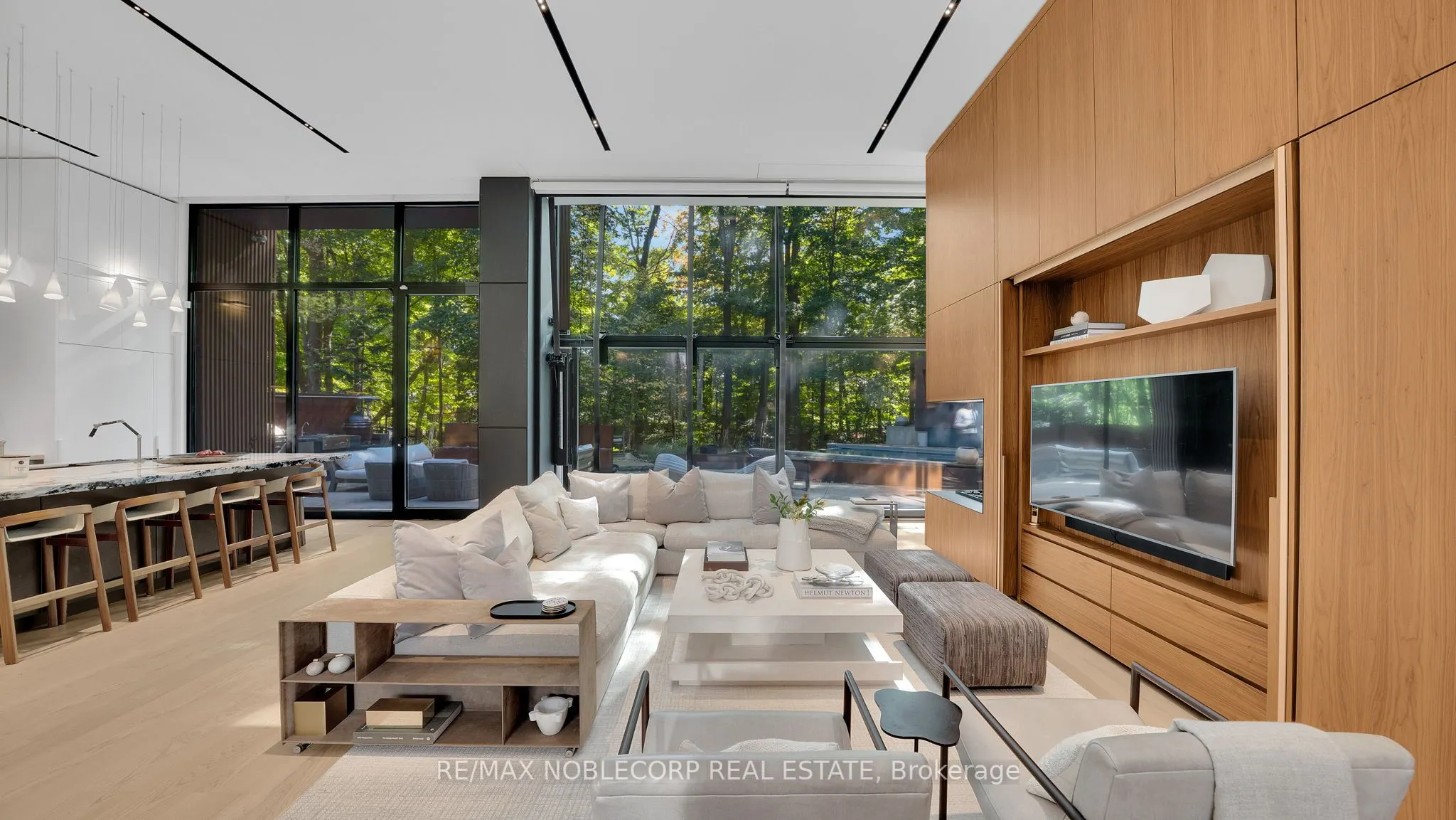 7 Waxwing Place