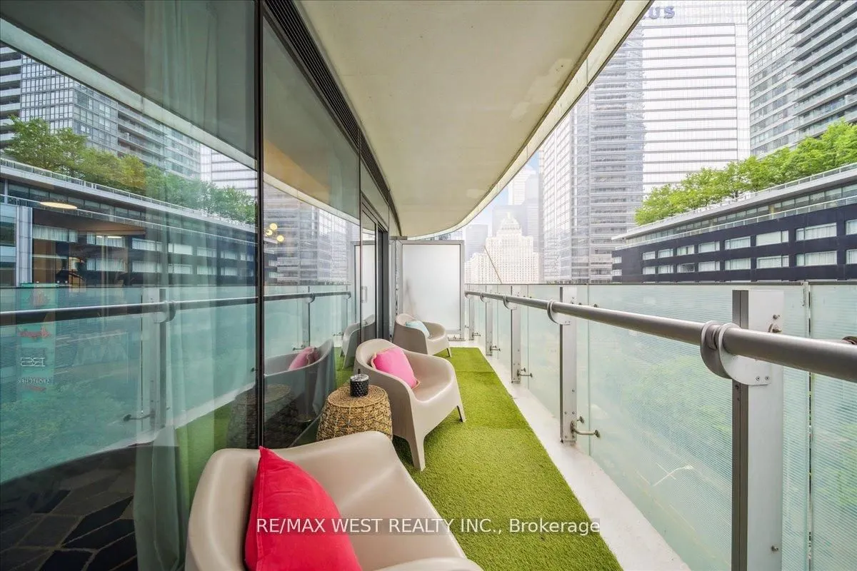 14 York Street, #512