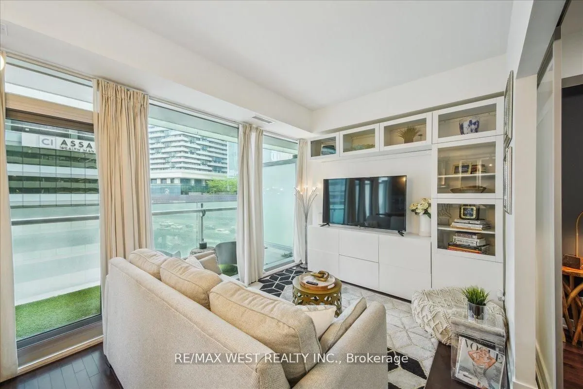 14 York Street, #512