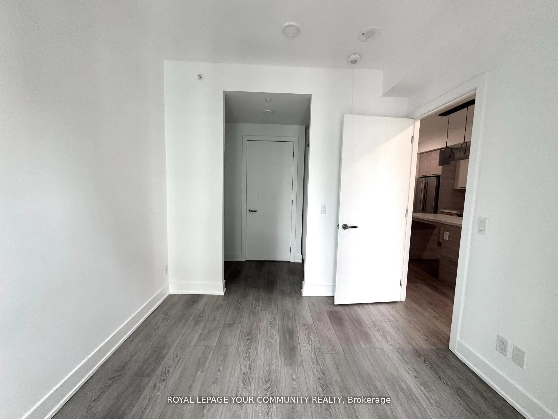 200 Redpath Avenue, #308
