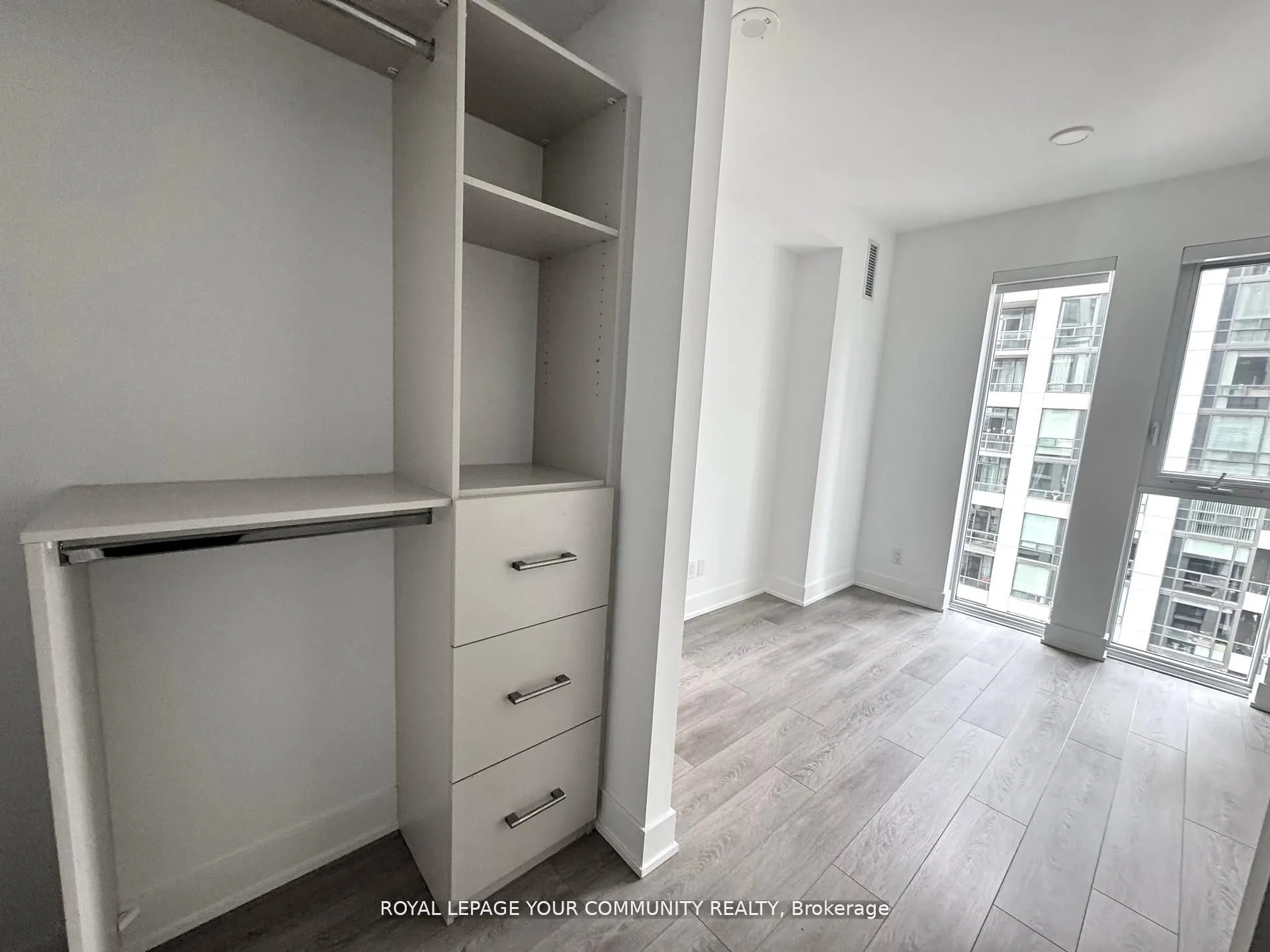 200 Redpath Avenue, #308